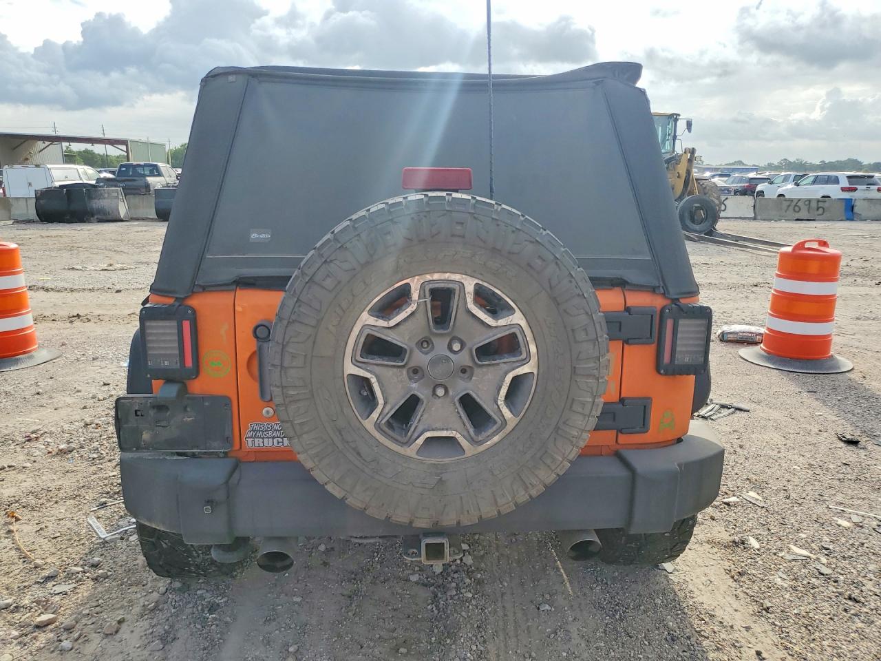 2012 Jeep Wrangler Sport Orange vin: 1C4AJWAG8CL280429