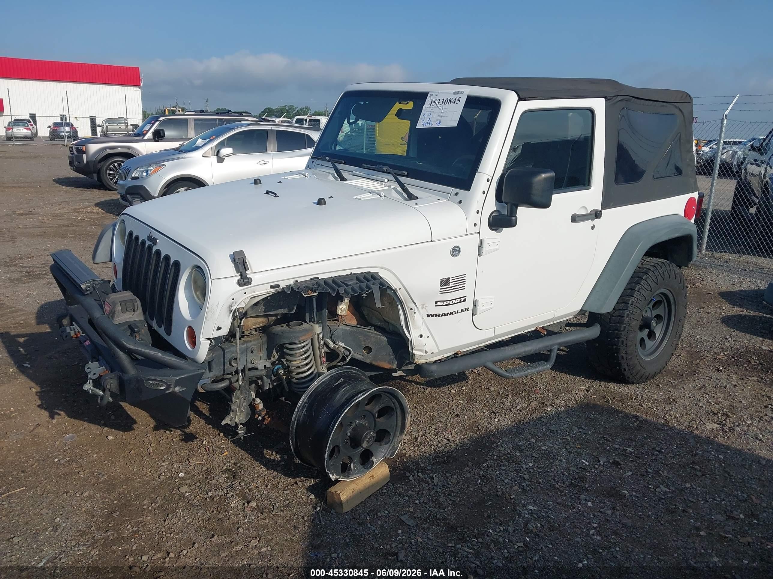 2013 Jeep Wrangler Sport Белый vin: 1C4AJWAG8DL516482