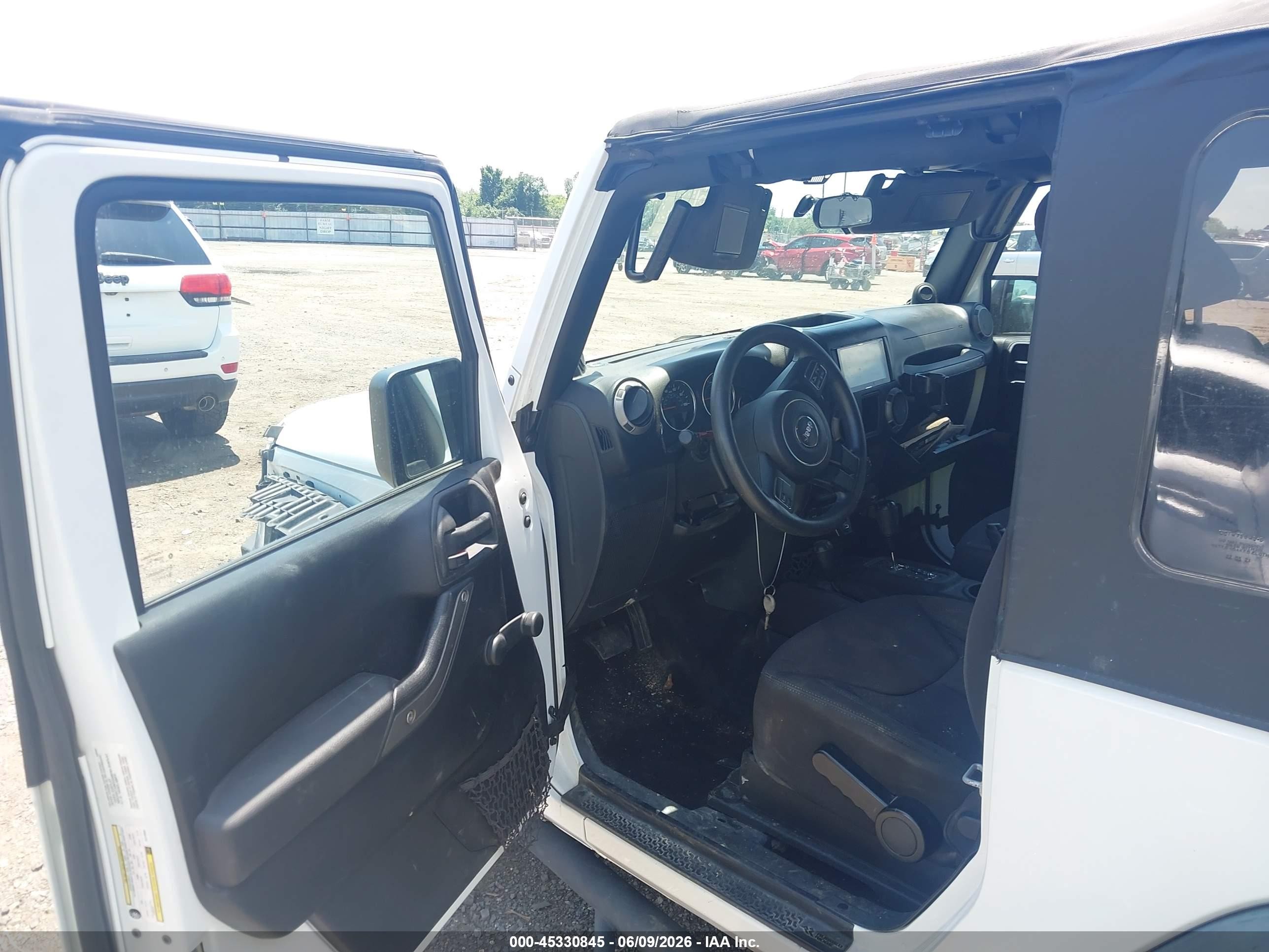 2013 Jeep Wrangler Sport Белый vin: 1C4AJWAG8DL516482