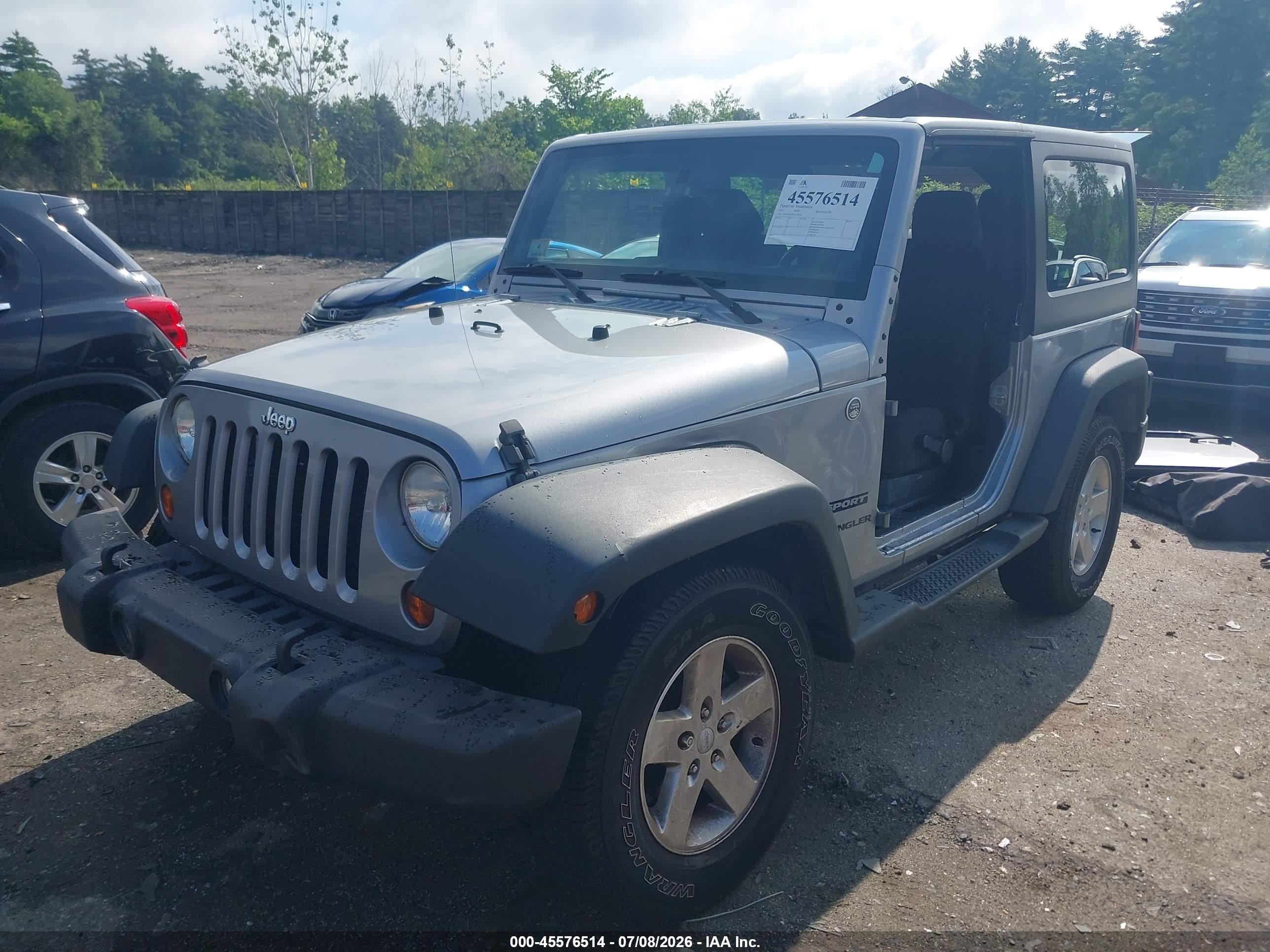 2013 Jeep Wrangler Sport Серебряный vin: 1C4AJWAG8DL549546
