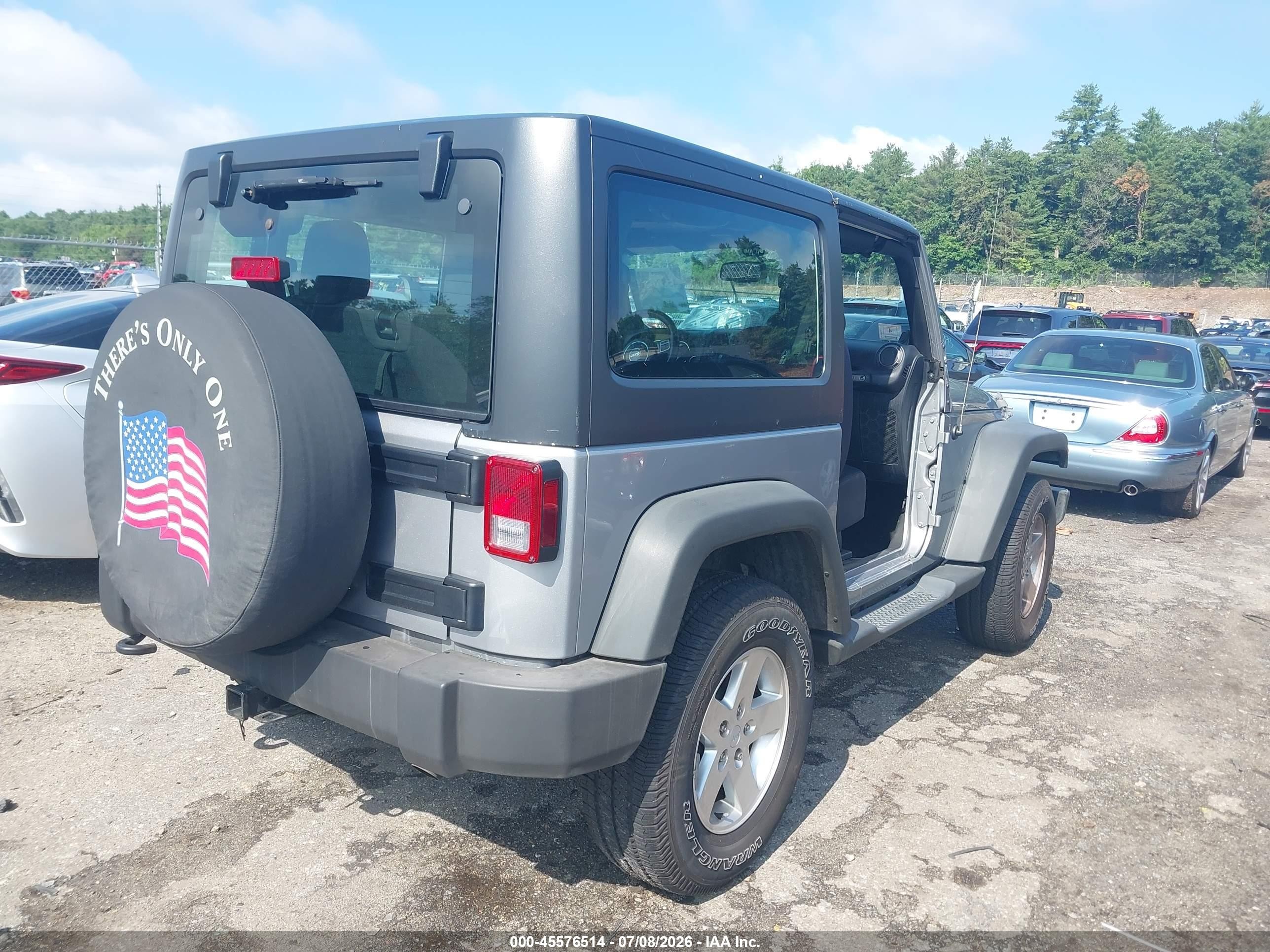 2013 Jeep Wrangler Sport Серебряный vin: 1C4AJWAG8DL549546