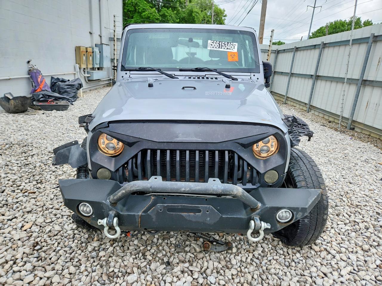 2013 Jeep Wrangler Sport Silver vin: 1C4AJWAG8DL706993