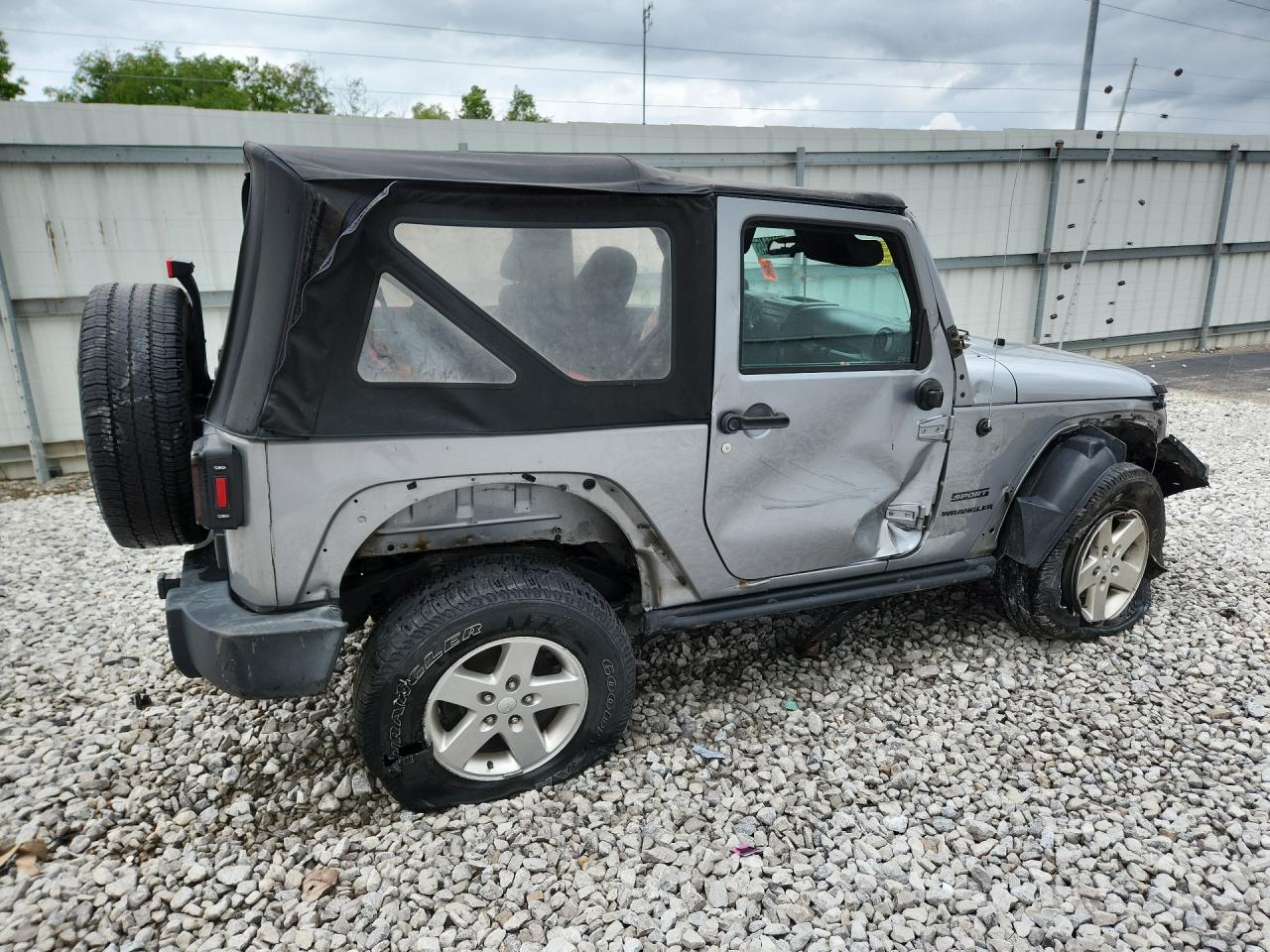 2013 Jeep Wrangler Sport Silver vin: 1C4AJWAG8DL706993 Damage: Right Rocker Panel, Rust, 1 To 2 Inches