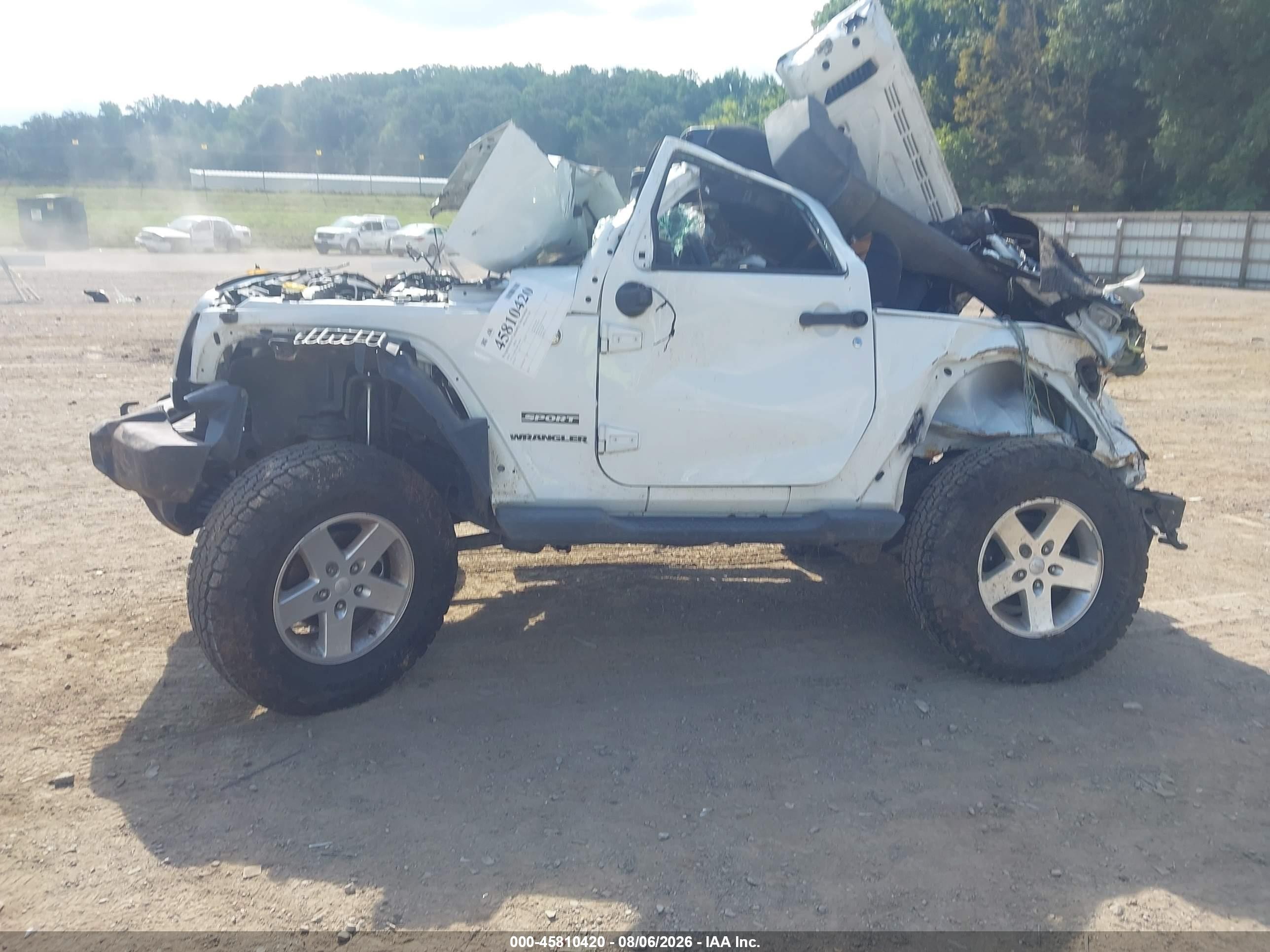 2014 Jeep Wrangler Sport Белый vin: 1C4AJWAG8EL198039