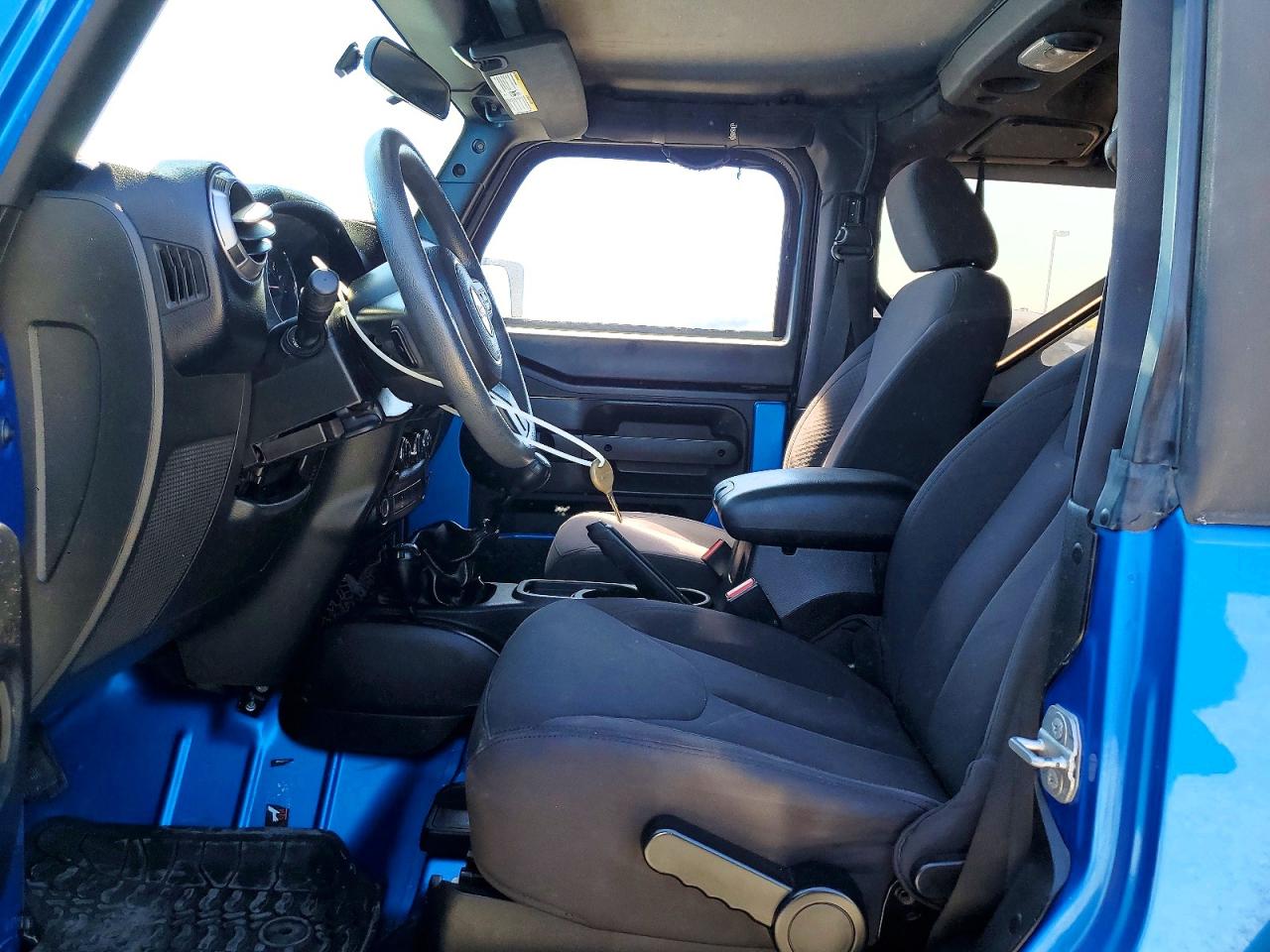 2015 Jeep Wrangler Sport Blue vin: 1C4AJWAG8FL574286
