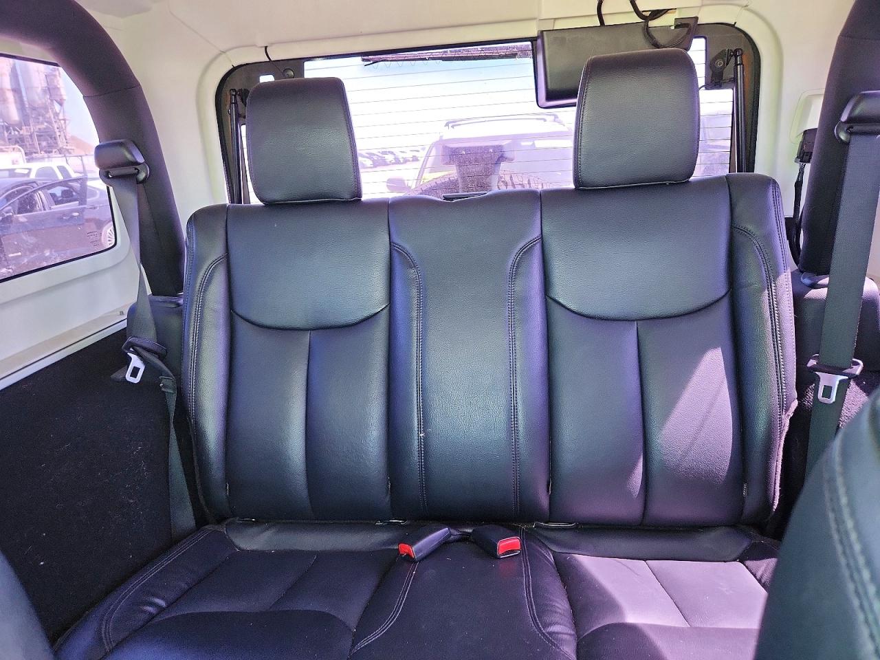 2015 Jeep Wrangler Sport White vin: 1C4AJWAG8FL613488
