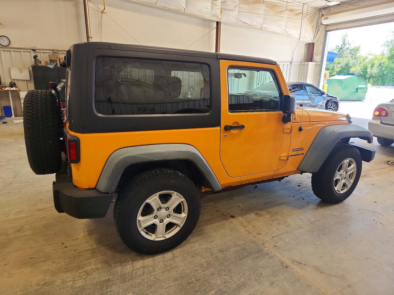 2012 Jeep Wrangler Sport Yellow vin: 1C4AJWAGXCL119788