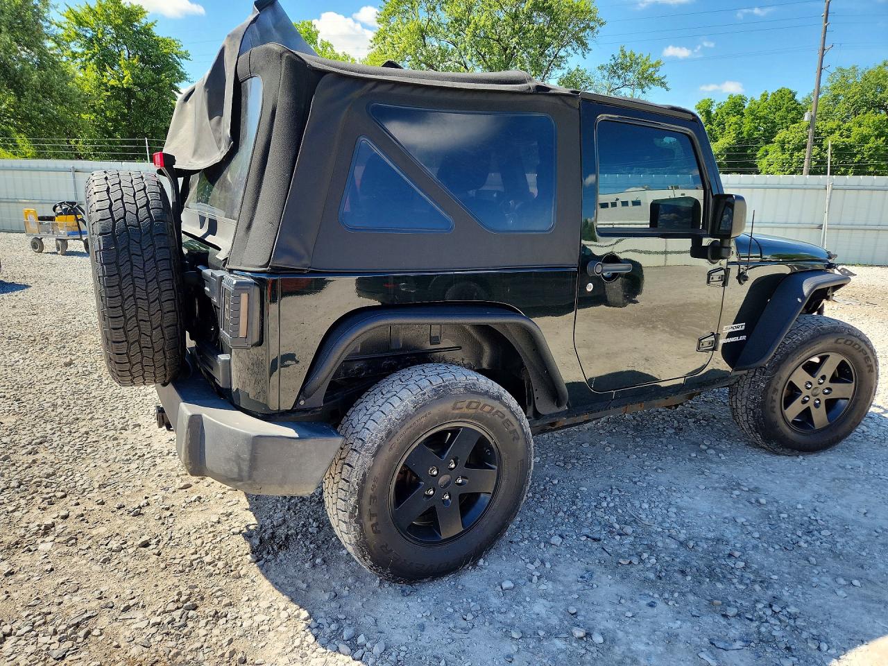 2012 Jeep Wrangler Sport Green vin: 1C4AJWAGXCL162009