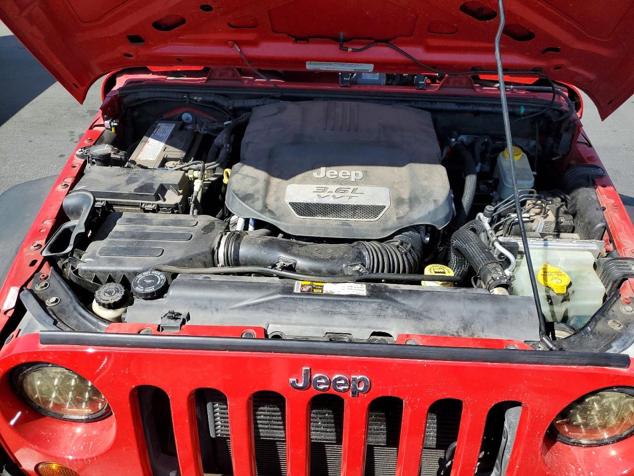 2012 Jeep Wrangler Sport Красный vin: 1C4AJWAGXCL182888