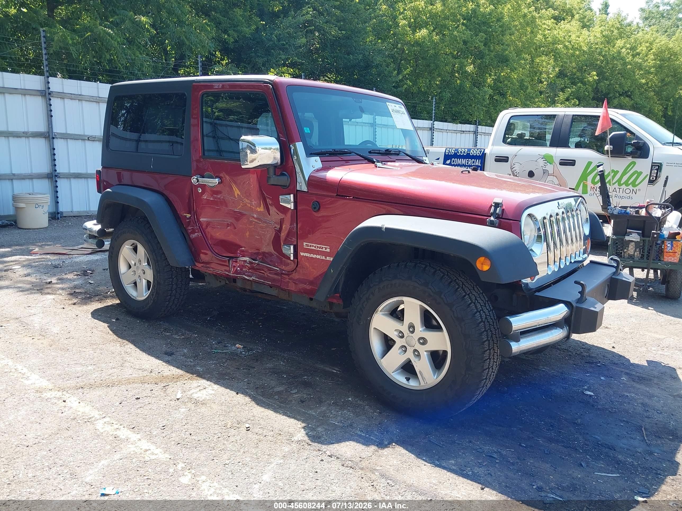 2012 Jeep Wrangler Sport Burgundy vin: 1C4AJWAGXCL253698