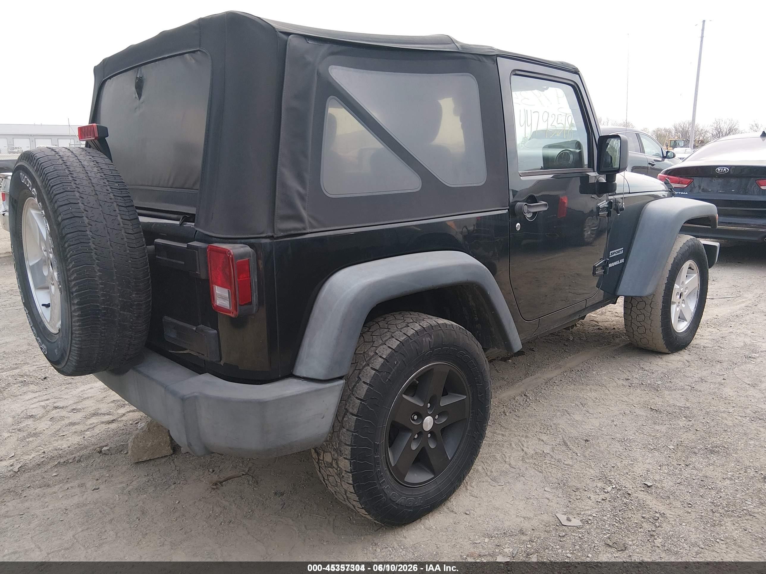 2012 Jeep Wrangler Sport Black vin: 1C4AJWAGXCL256312
