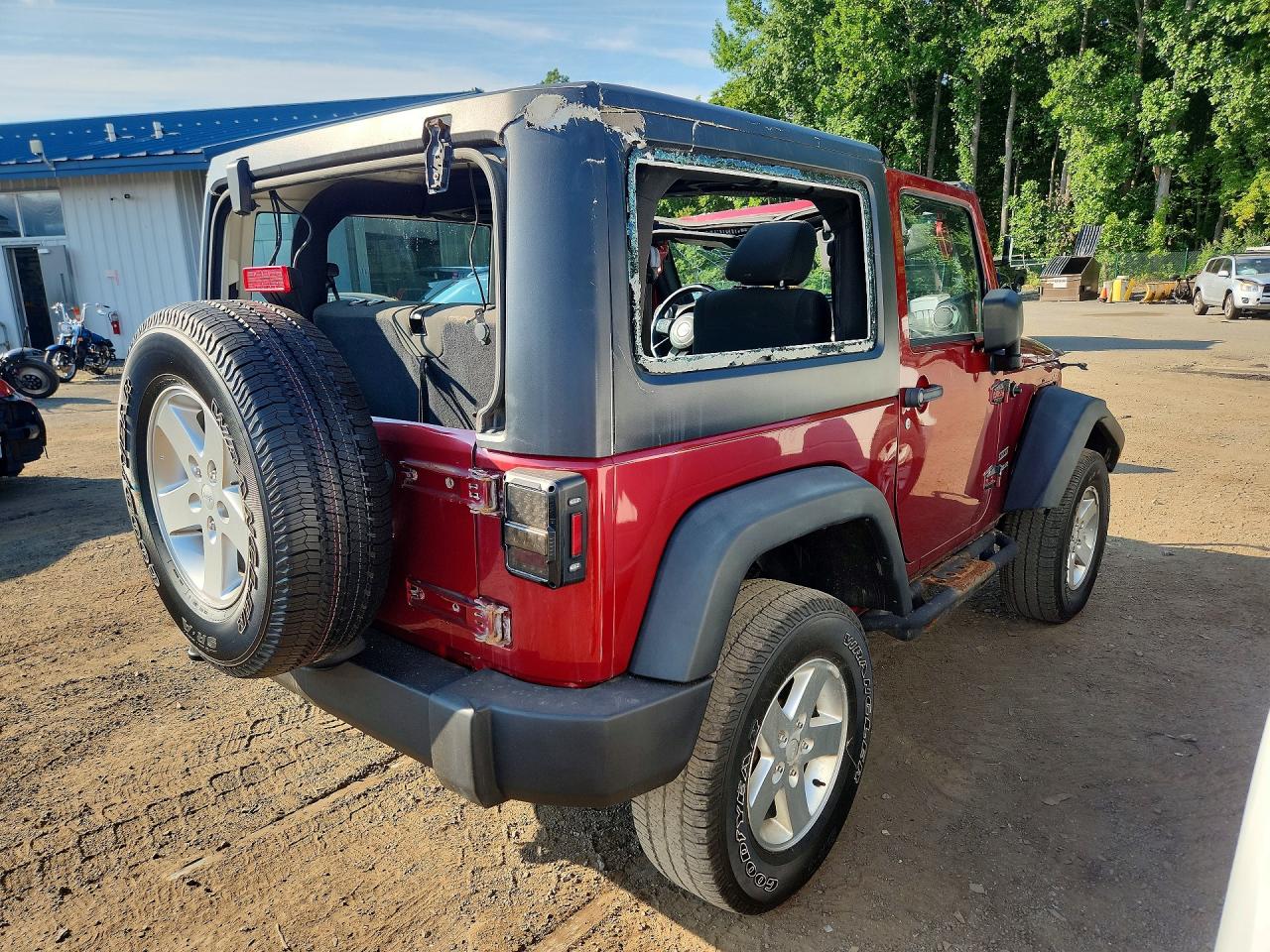 2012 Jeep Wrangler Sport White vin: 1C4AJWAGXCL263261