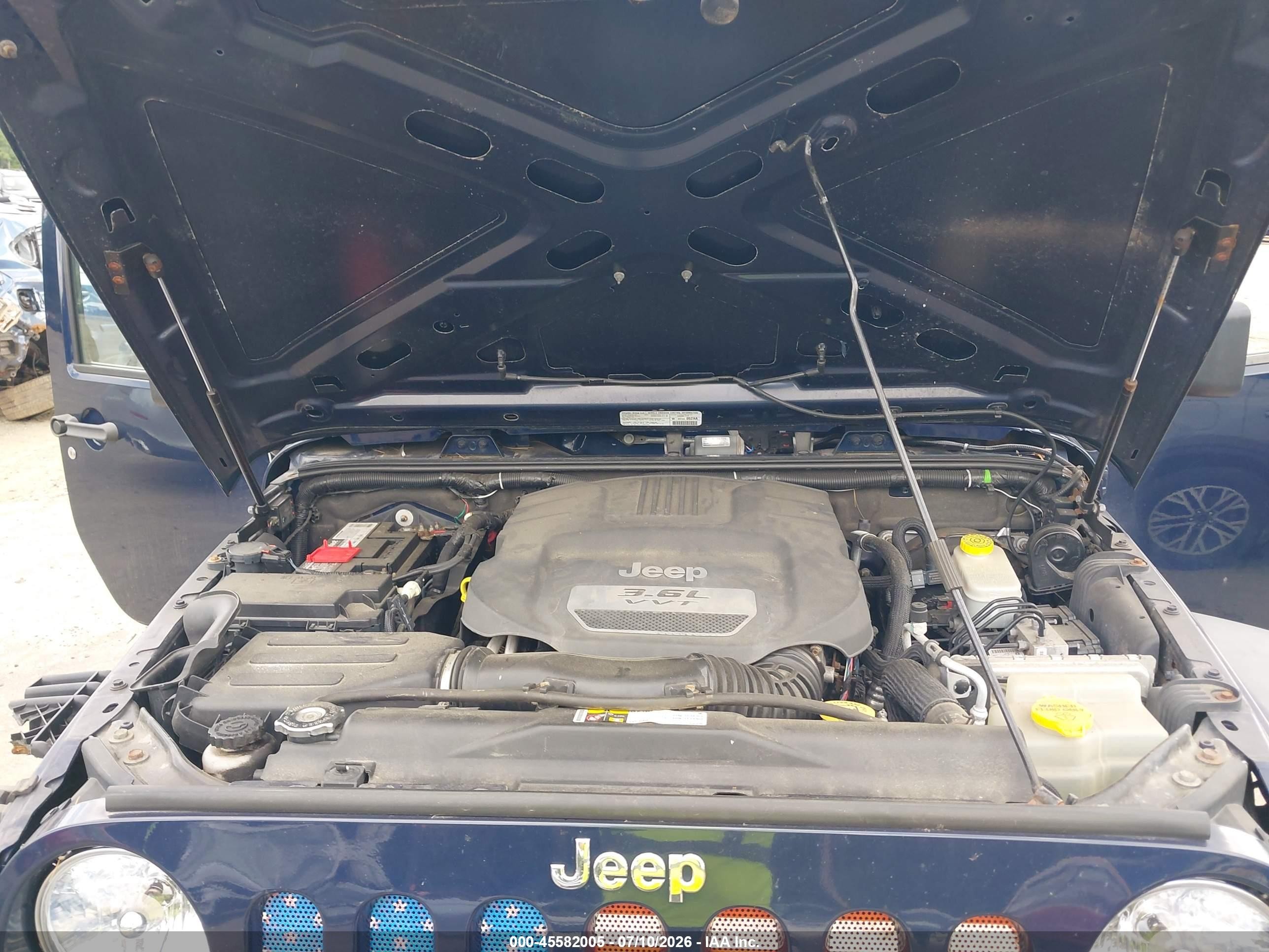 2013 Jeep Wrangler Sport Blue vin: 1C4AJWAGXDL576795