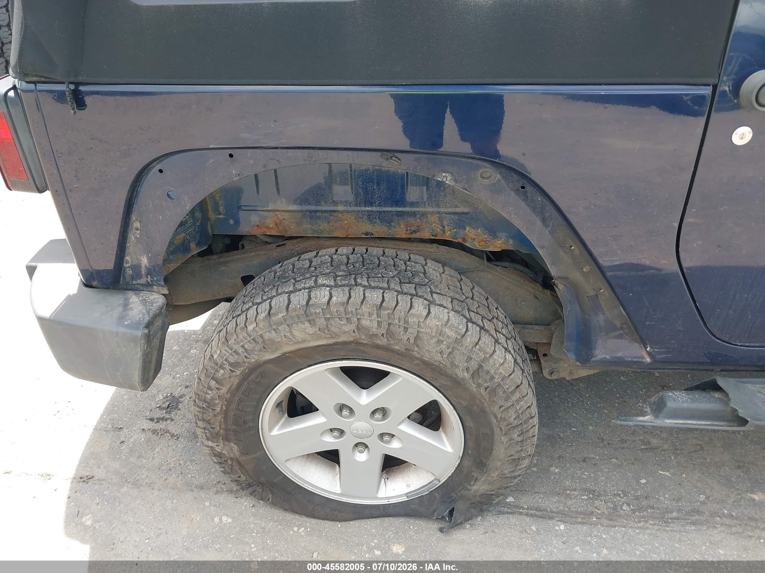2013 Jeep Wrangler Sport Blue vin: 1C4AJWAGXDL576795