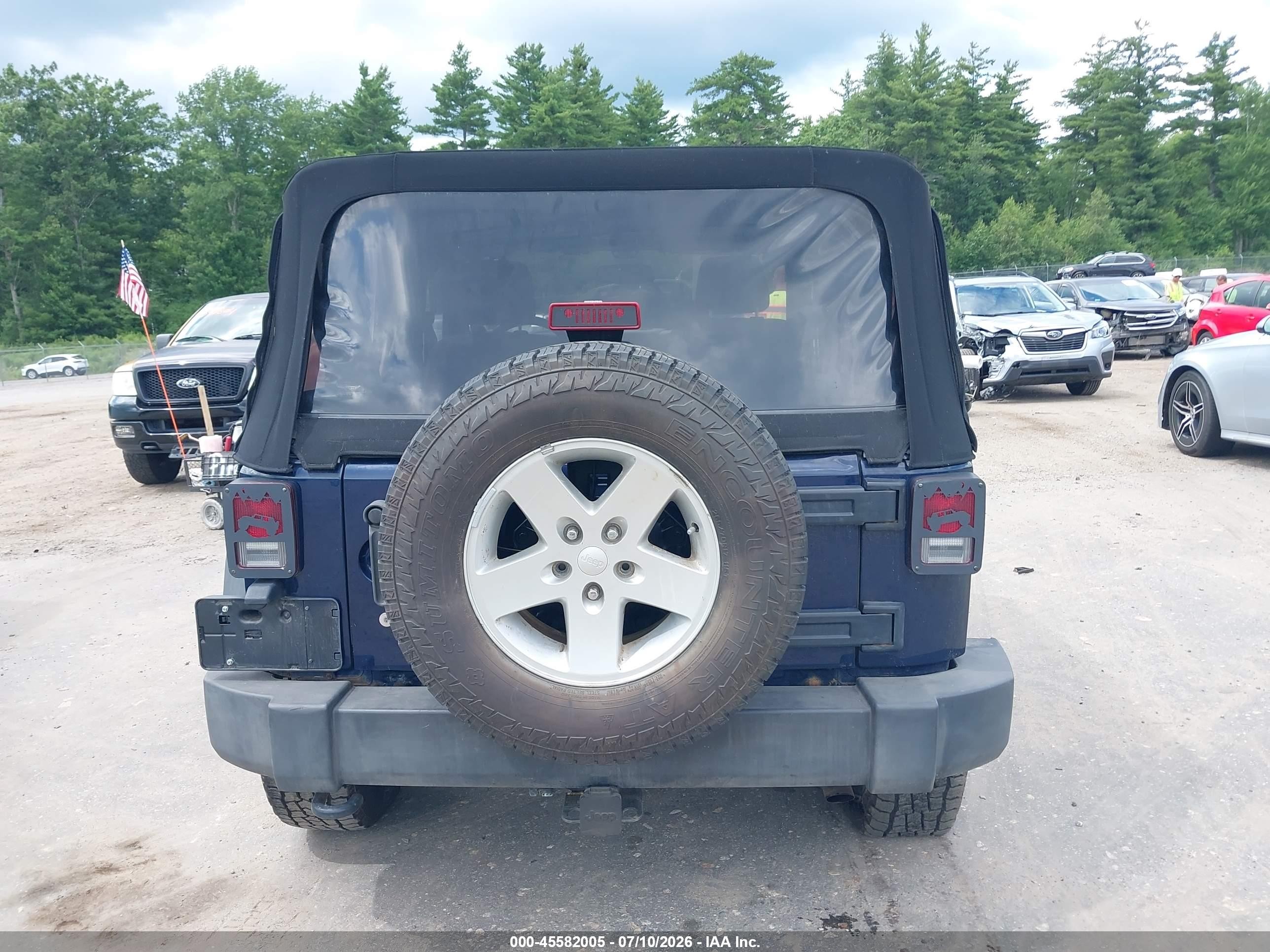 2013 Jeep Wrangler Sport Blue vin: 1C4AJWAGXDL576795