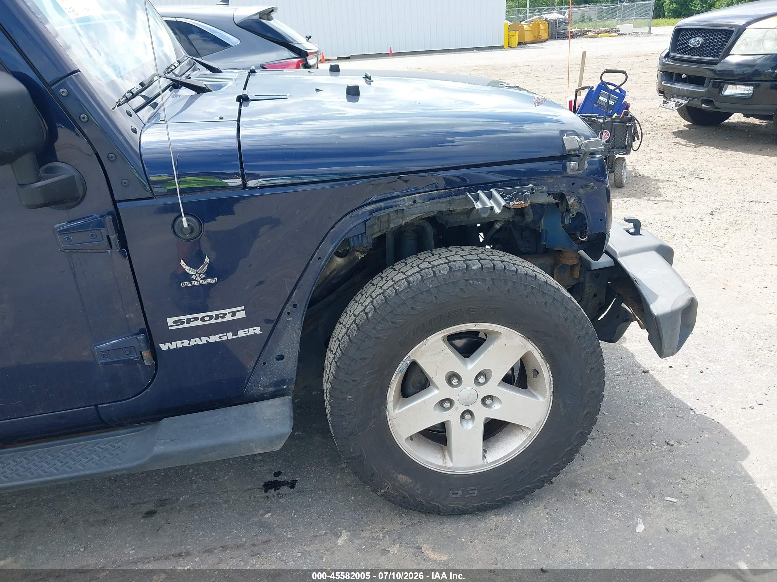 2013 Jeep Wrangler Sport Blue vin: 1C4AJWAGXDL576795