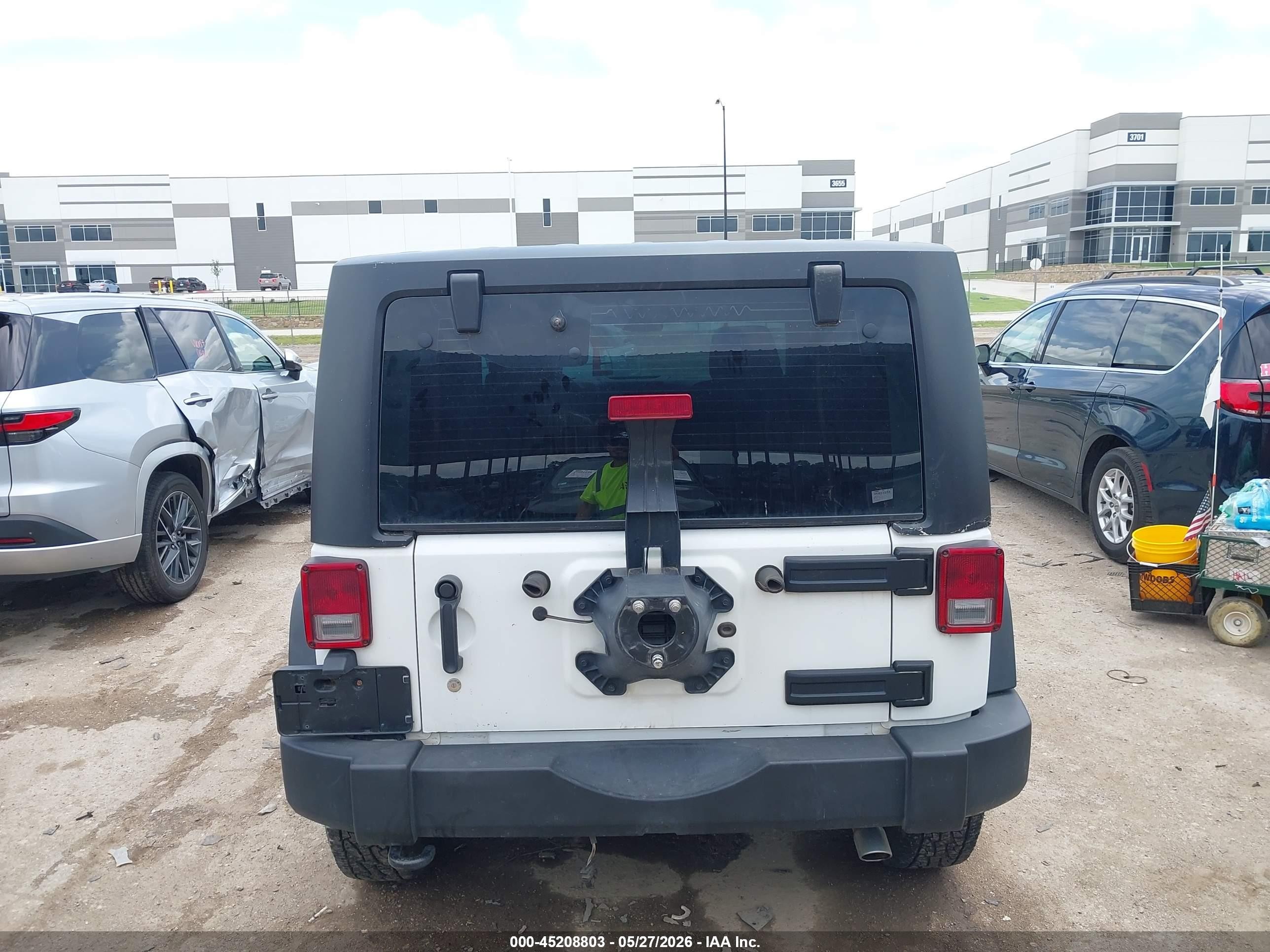 2013 Jeep Wrangler Sport White vin: 1C4AJWAGXDL595170