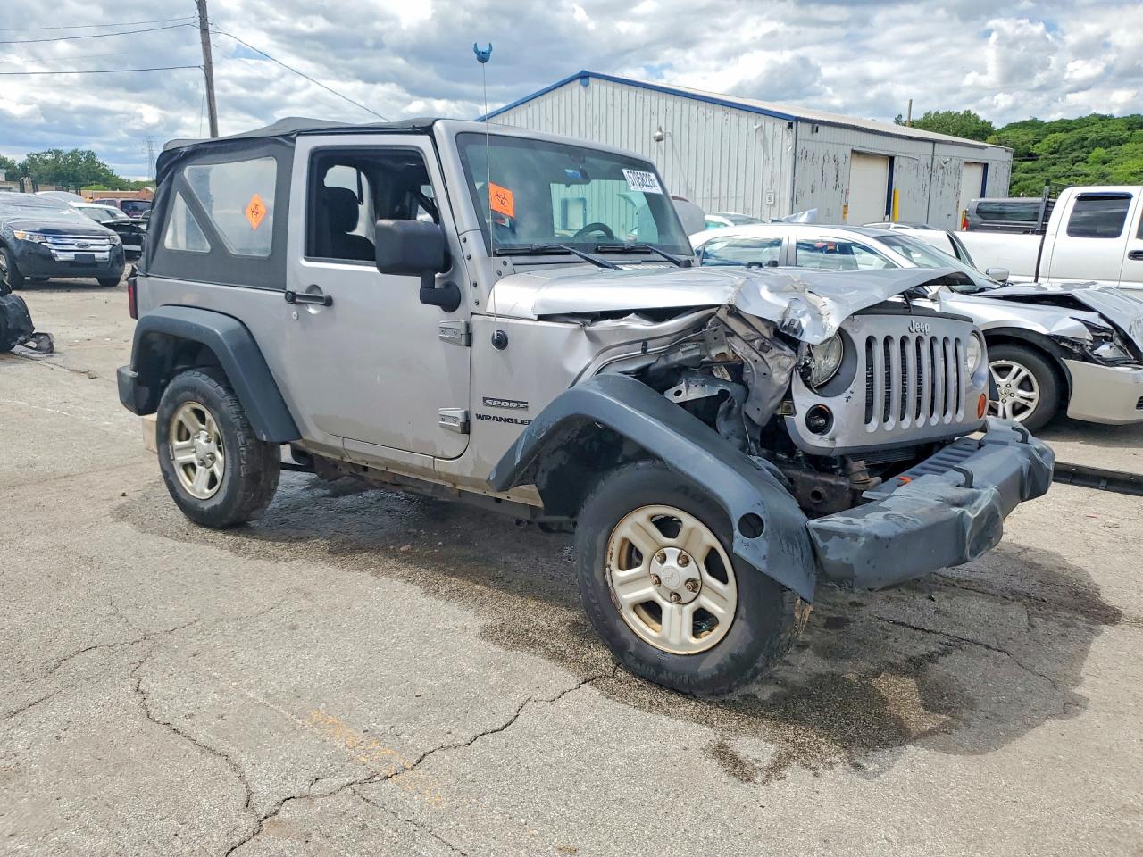 2013 Jeep Wrangler Sport Gray vin: 1C4AJWAGXDL704324