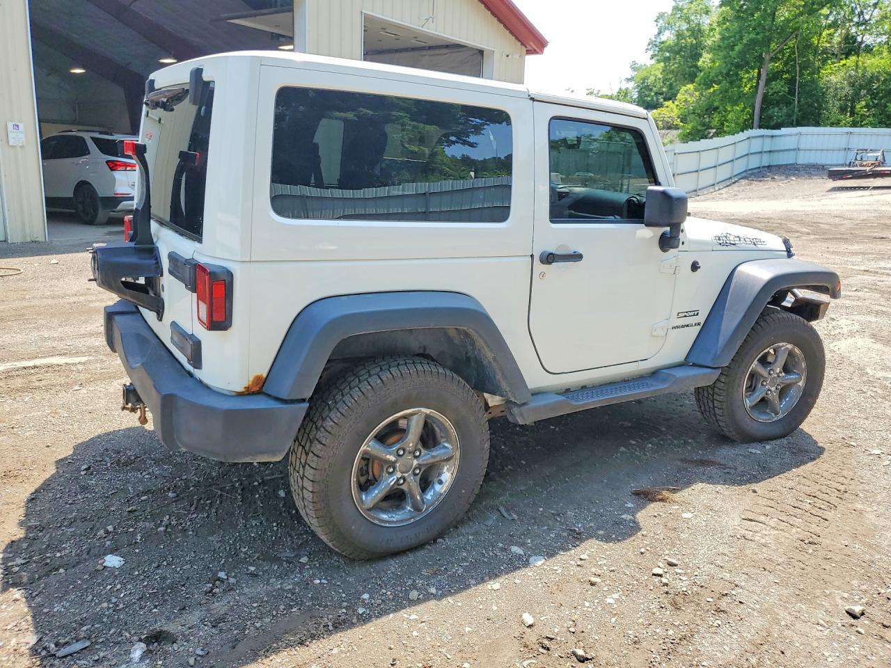 2015 Jeep Wrangler Sport White vin: 1C4AJWAGXFL529916