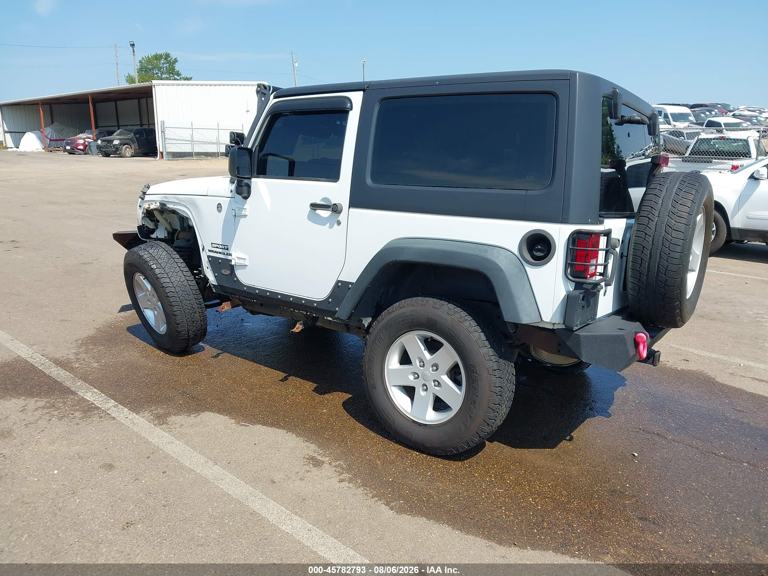 2015 Jeep Wrangler Sport Белый vin: 1C4AJWAGXFL593146