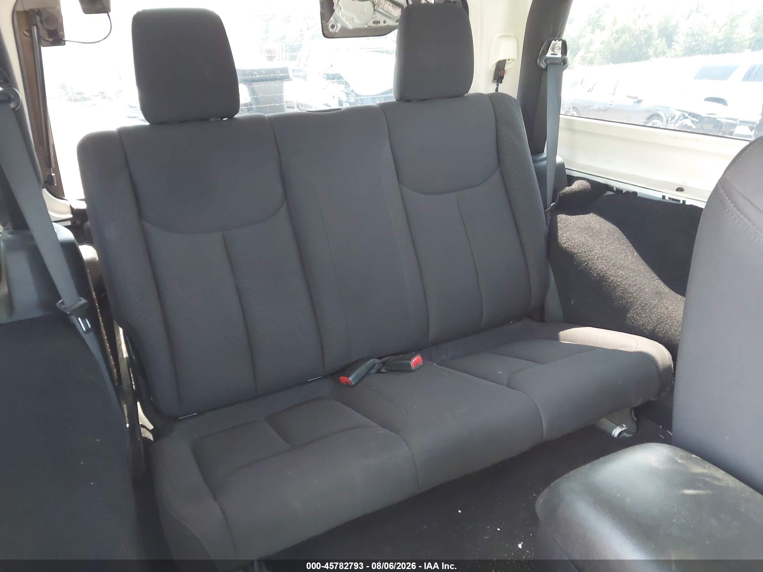 2015 Jeep Wrangler Sport Белый vin: 1C4AJWAGXFL593146
