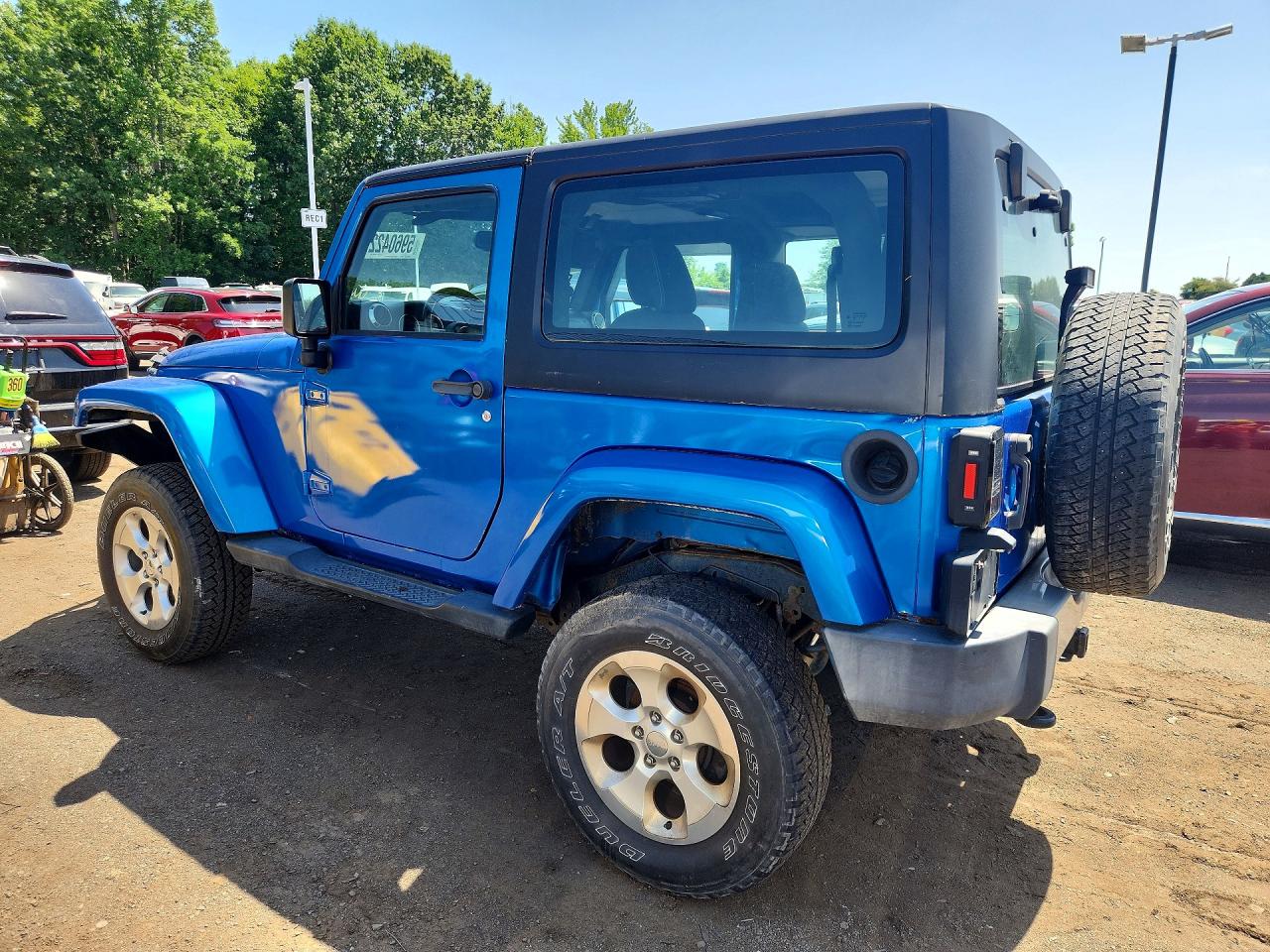 2015 Jeep Wrangler Sahara Blue vin: 1C4AJWBG0FL748639