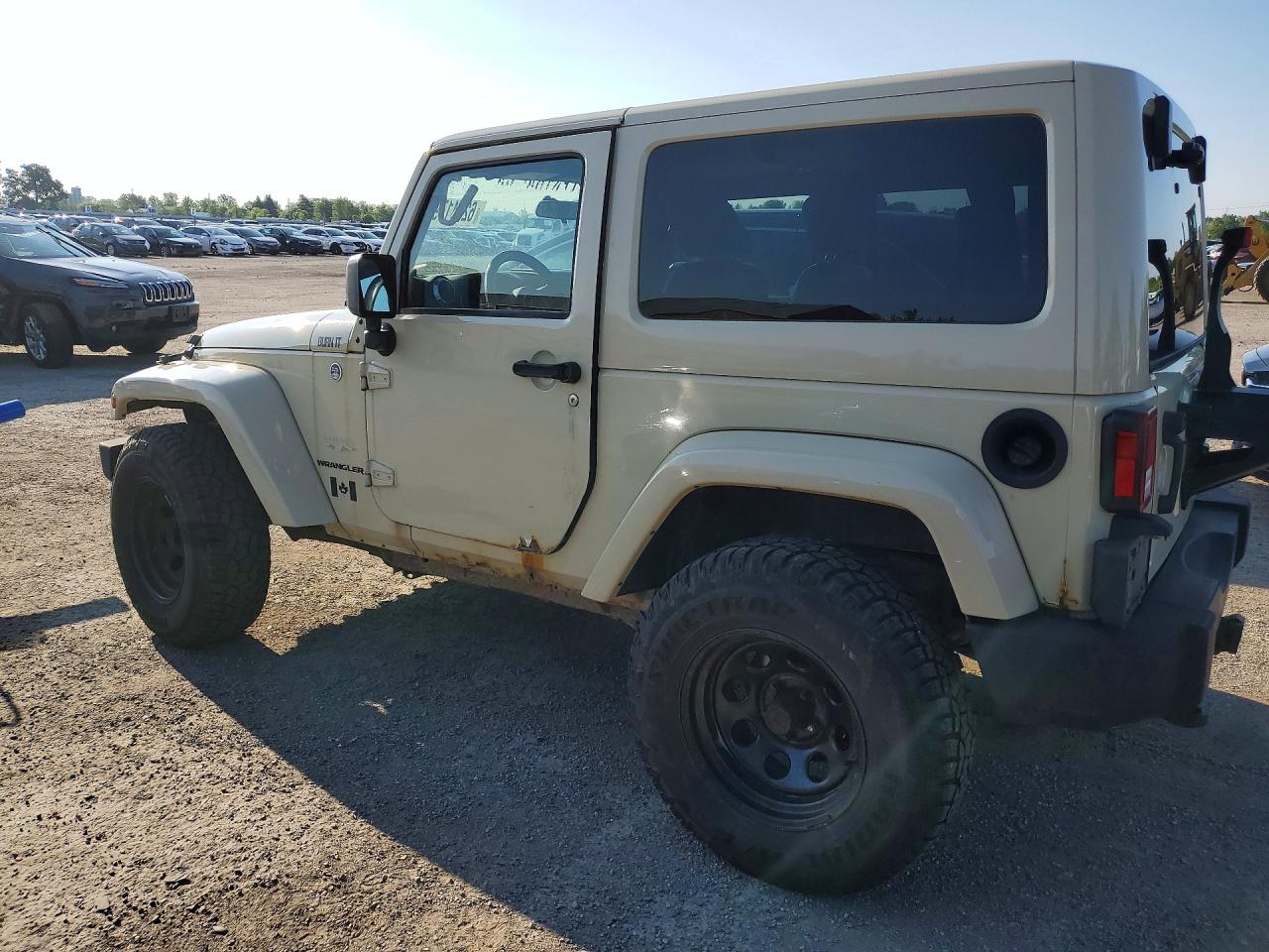 2012 Jeep Wrangler Sahara Желто-коричневый vin: 1C4AJWBG1CL105356
