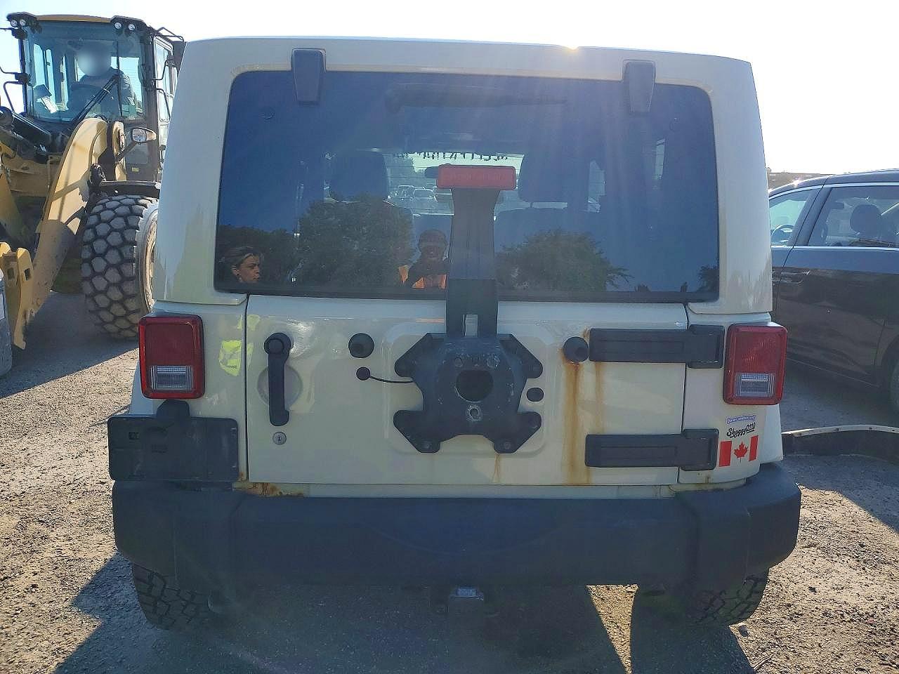 2012 Jeep Wrangler Sahara Желто-коричневый vin: 1C4AJWBG1CL105356