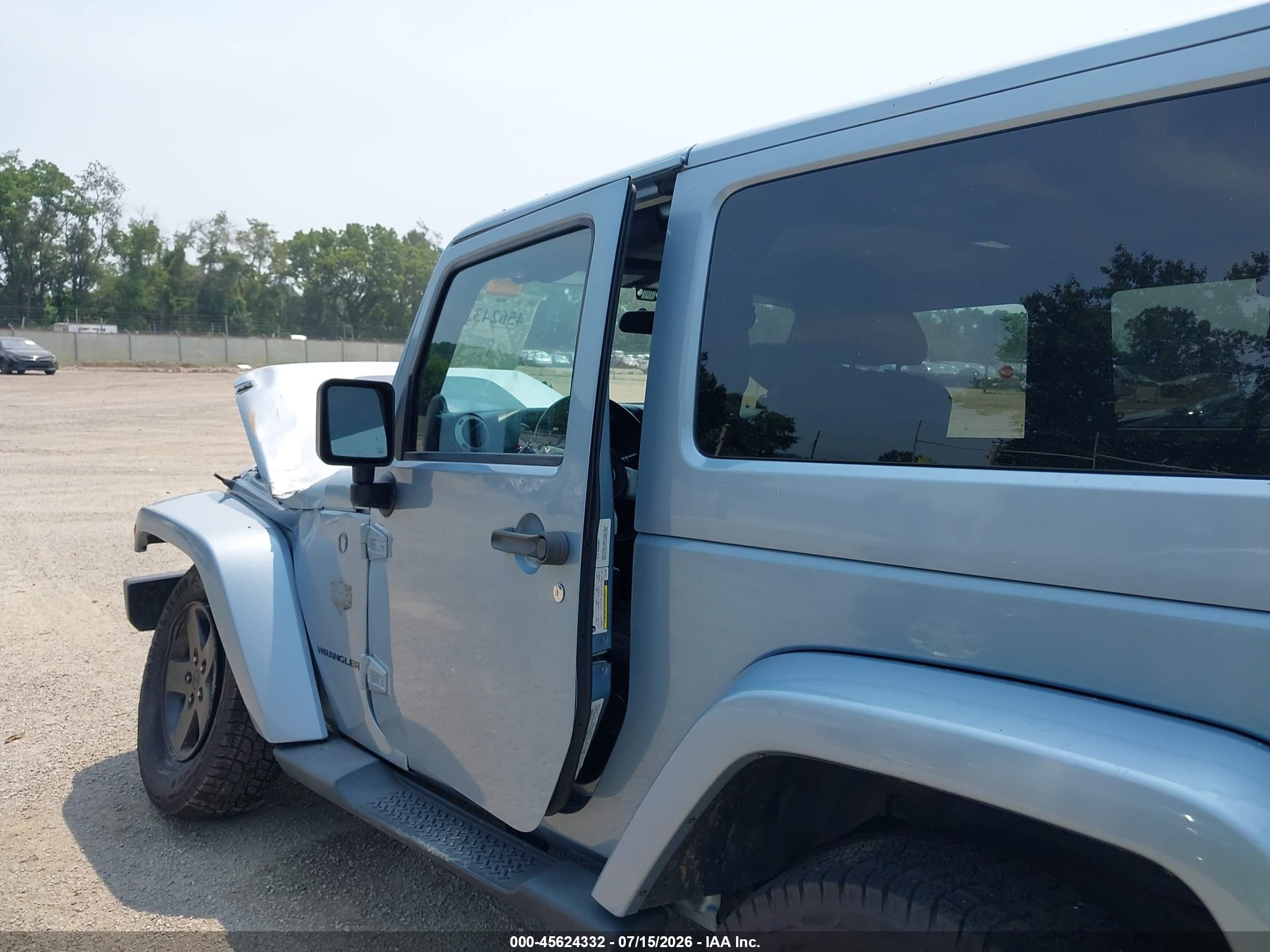 2012 Jeep Wrangler Sahara Blue vin: 1C4AJWBG1CL172636