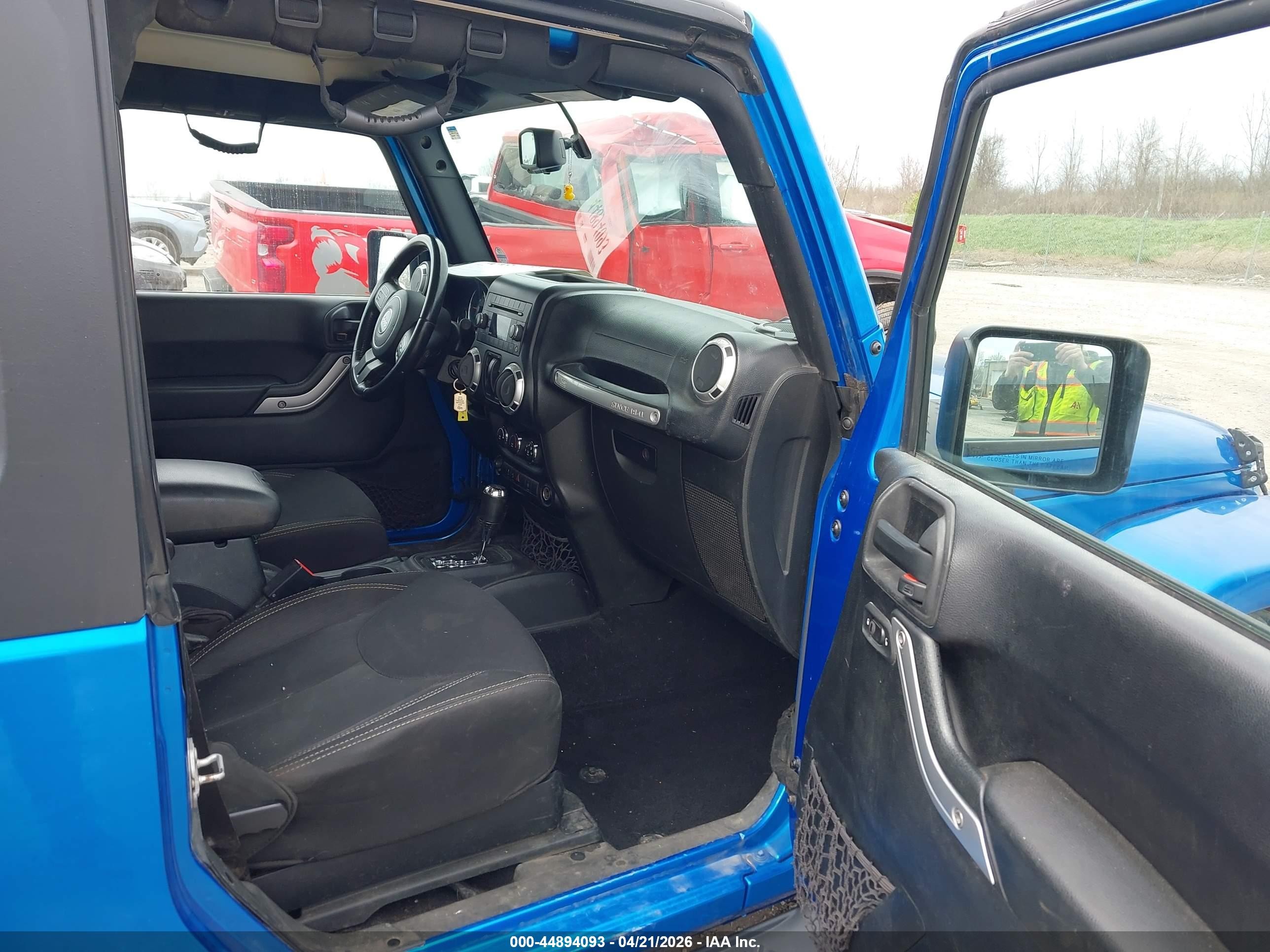 2015 Jeep Wrangler Sahara Blue vin: 1C4AJWBG1FL511108