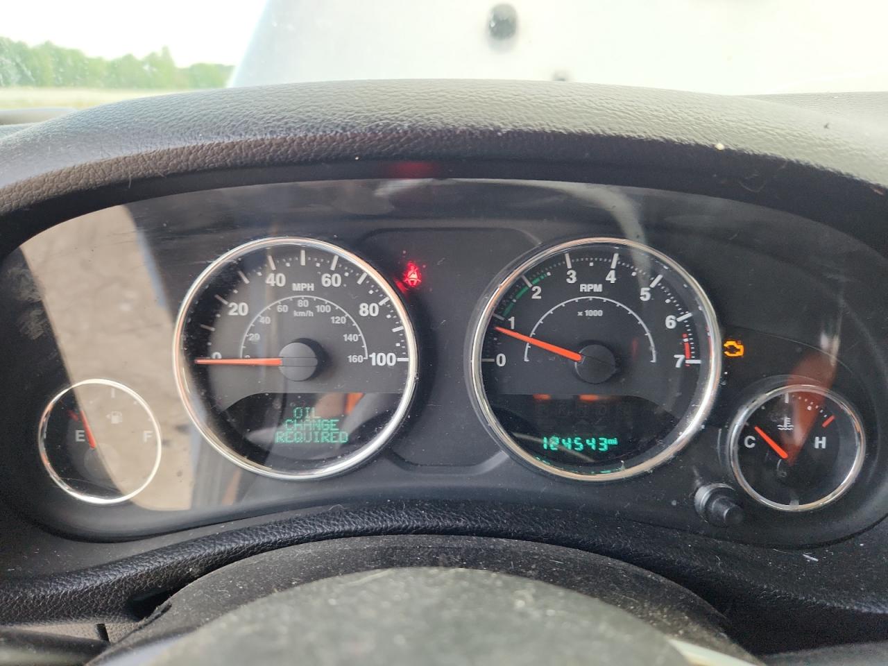 2015 Jeep Wrangler Sahara Silver vin: 1C4AJWBG3FL511546 Damage: Warning Light - Engine, On, Unacceptable