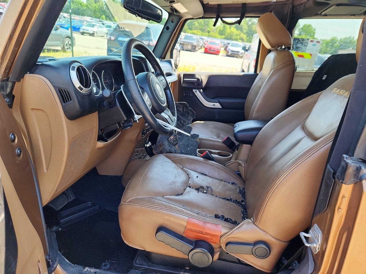 2015 Jeep Wrangler Sahara Brown vin: 1C4AJWBG4FL607492