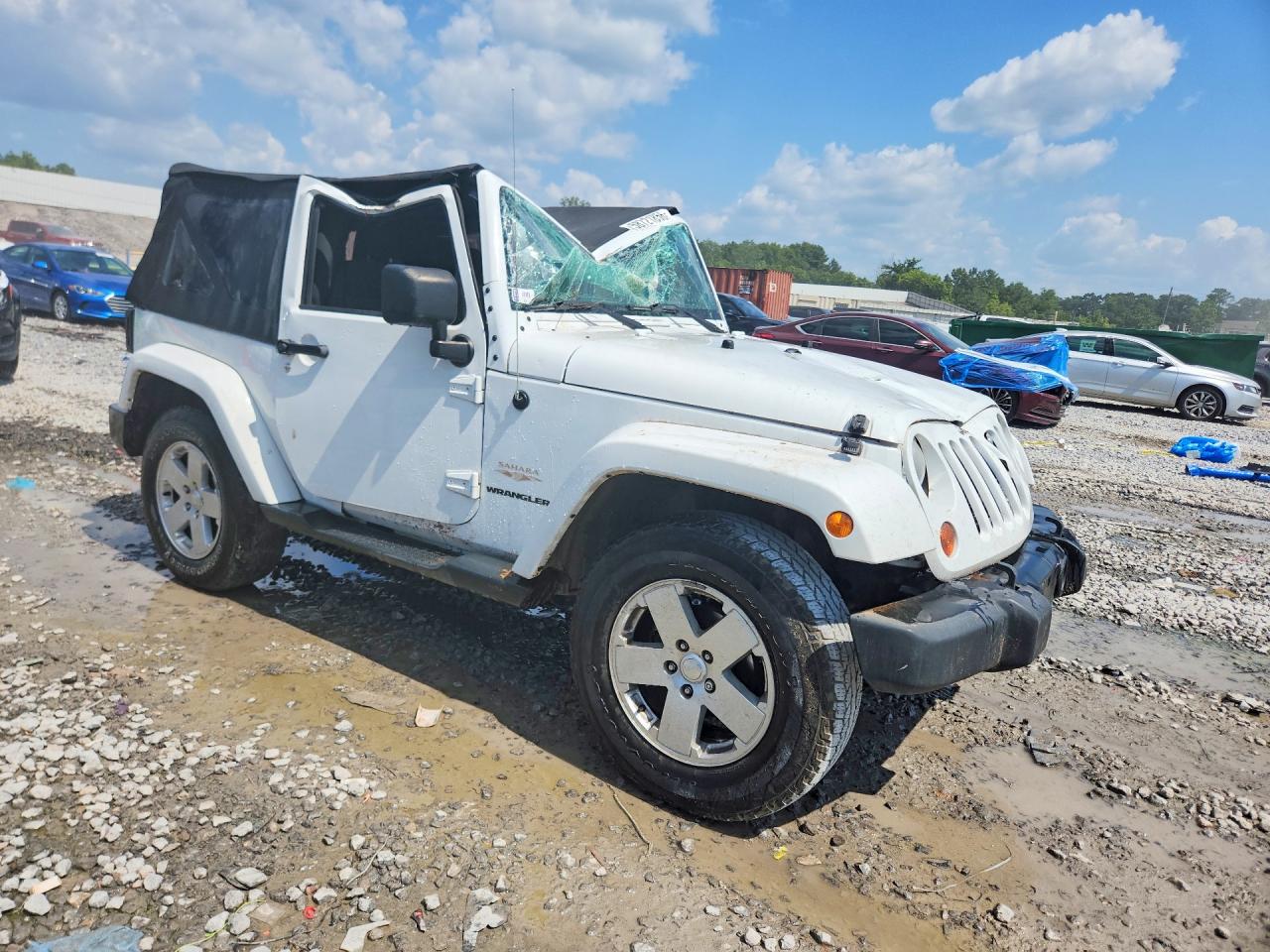 2012 Jeep Wrangler Sahara White vin: 1C4AJWBG5CL105747