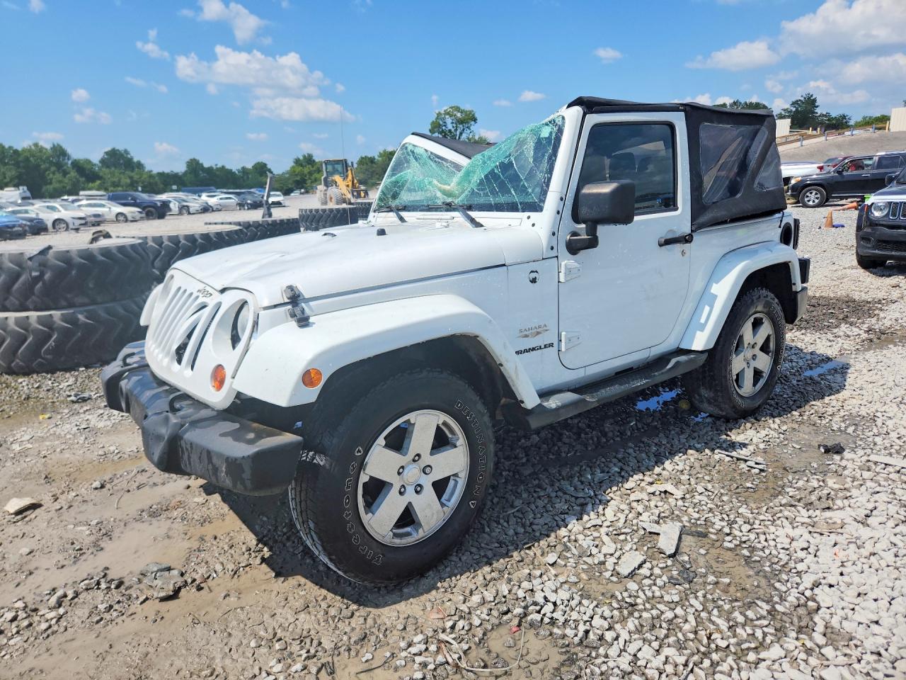 2012 Jeep Wrangler Sahara White vin: 1C4AJWBG5CL105747