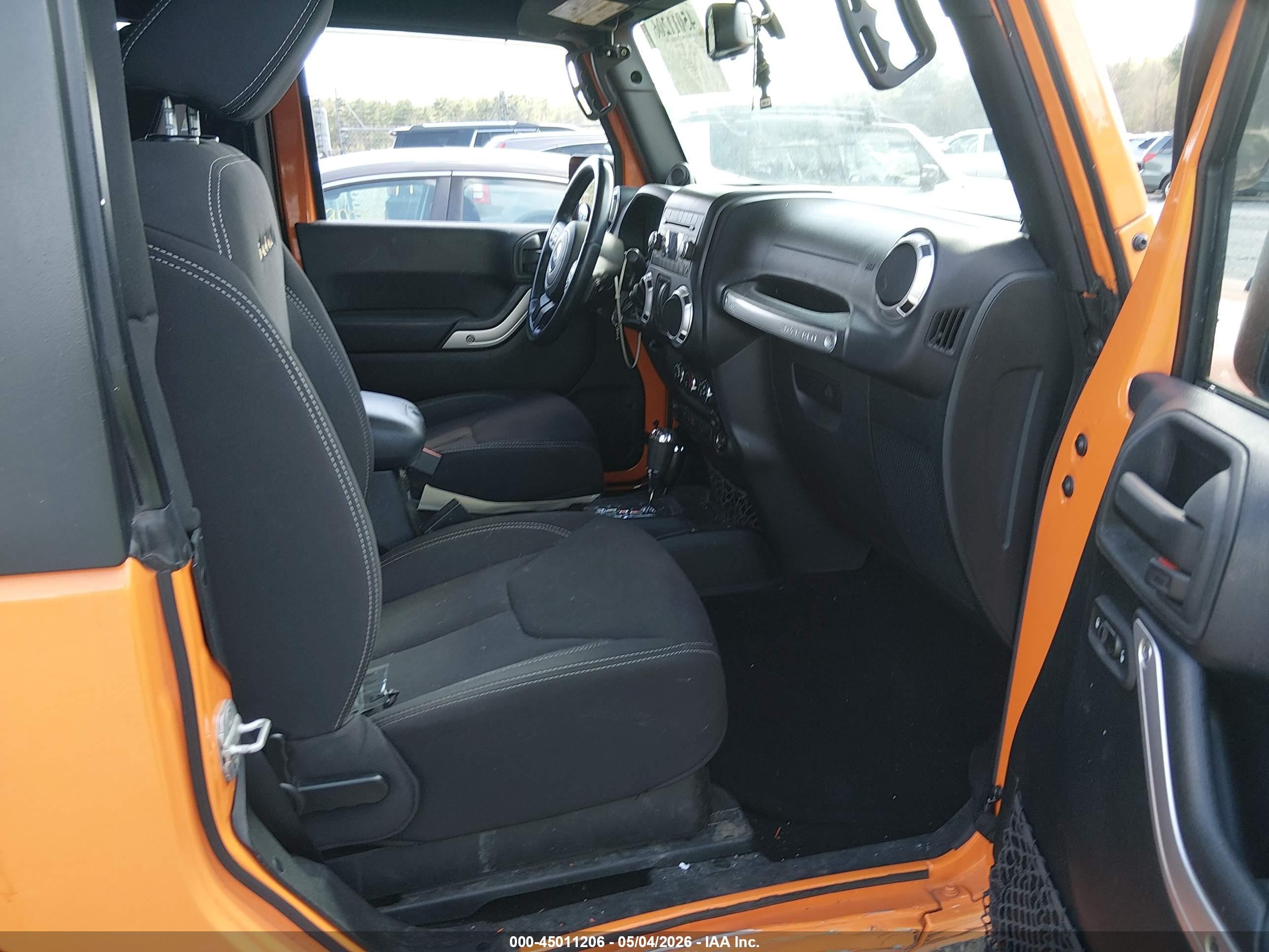 2013 Jeep Wrangler Sahara Оранжевый vin: 1C4AJWBG5DL533464