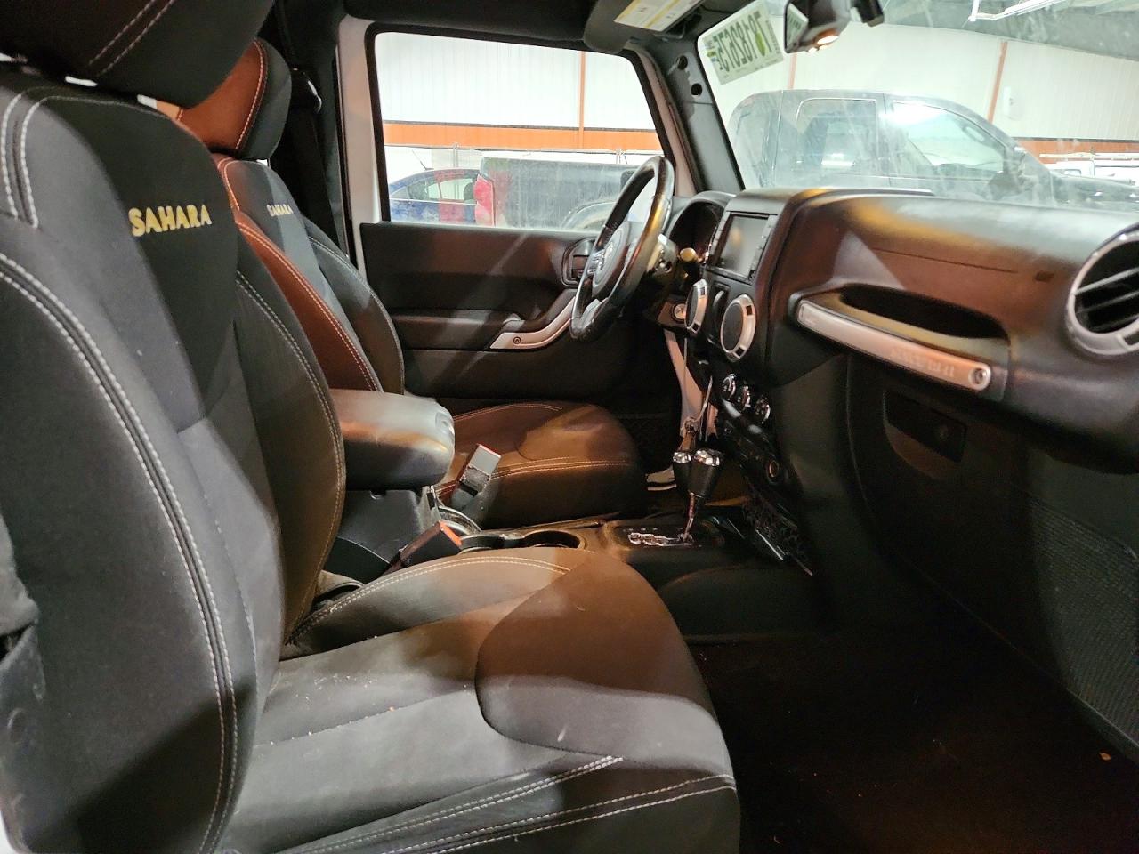 2015 Jeep Wrangler Sahara Белый vin: 1C4AJWBG5FL556391