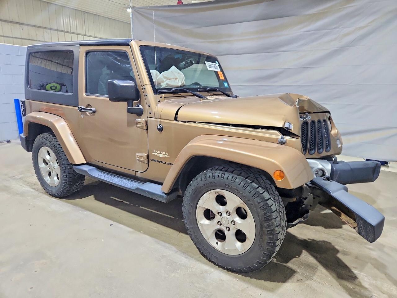 2015 Jeep Wrangler Sahara Tan vin: 1C4AJWBG5FL587320