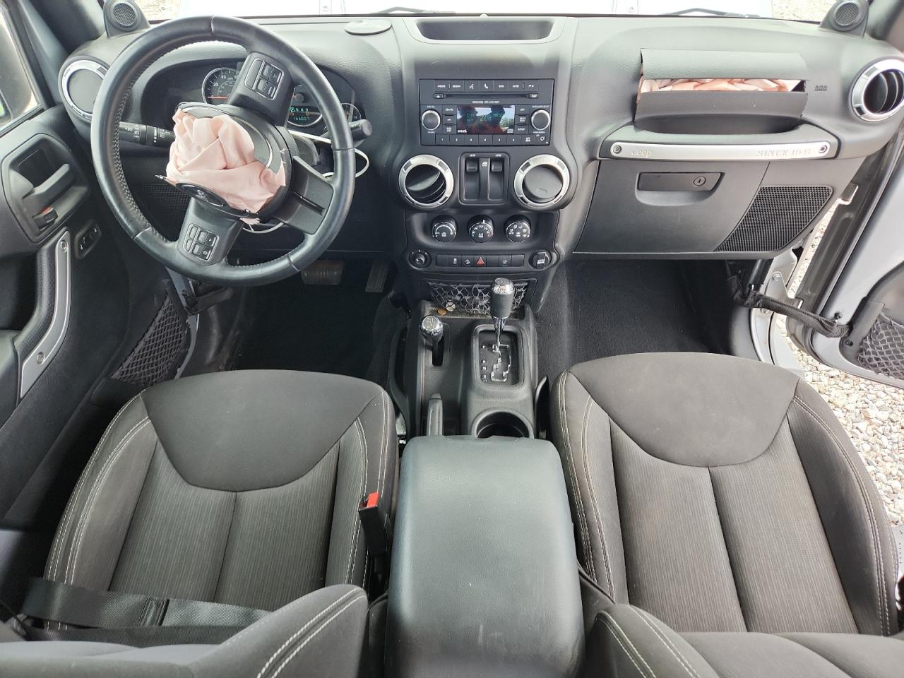 2014 Jeep Wrangler Sahara Серебряный vin: 1C4AJWBG6EL258558