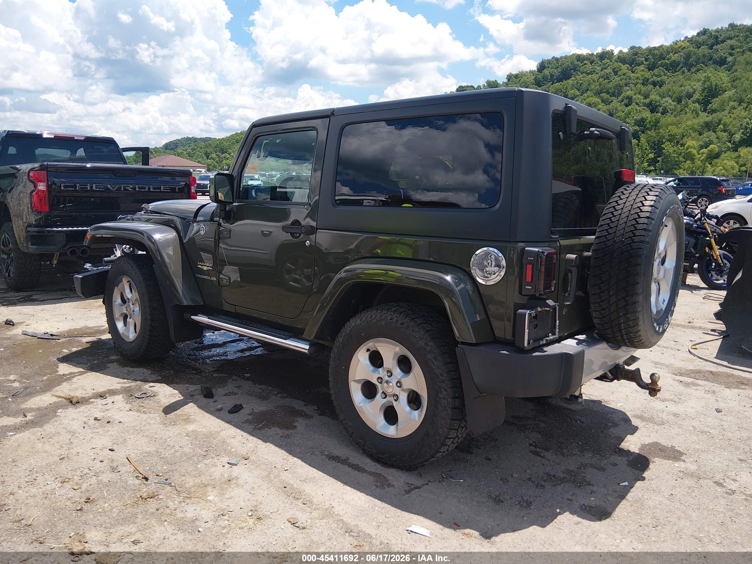 2015 Jeep Wrangler Sahara Green vin: 1C4AJWBG6FL769866