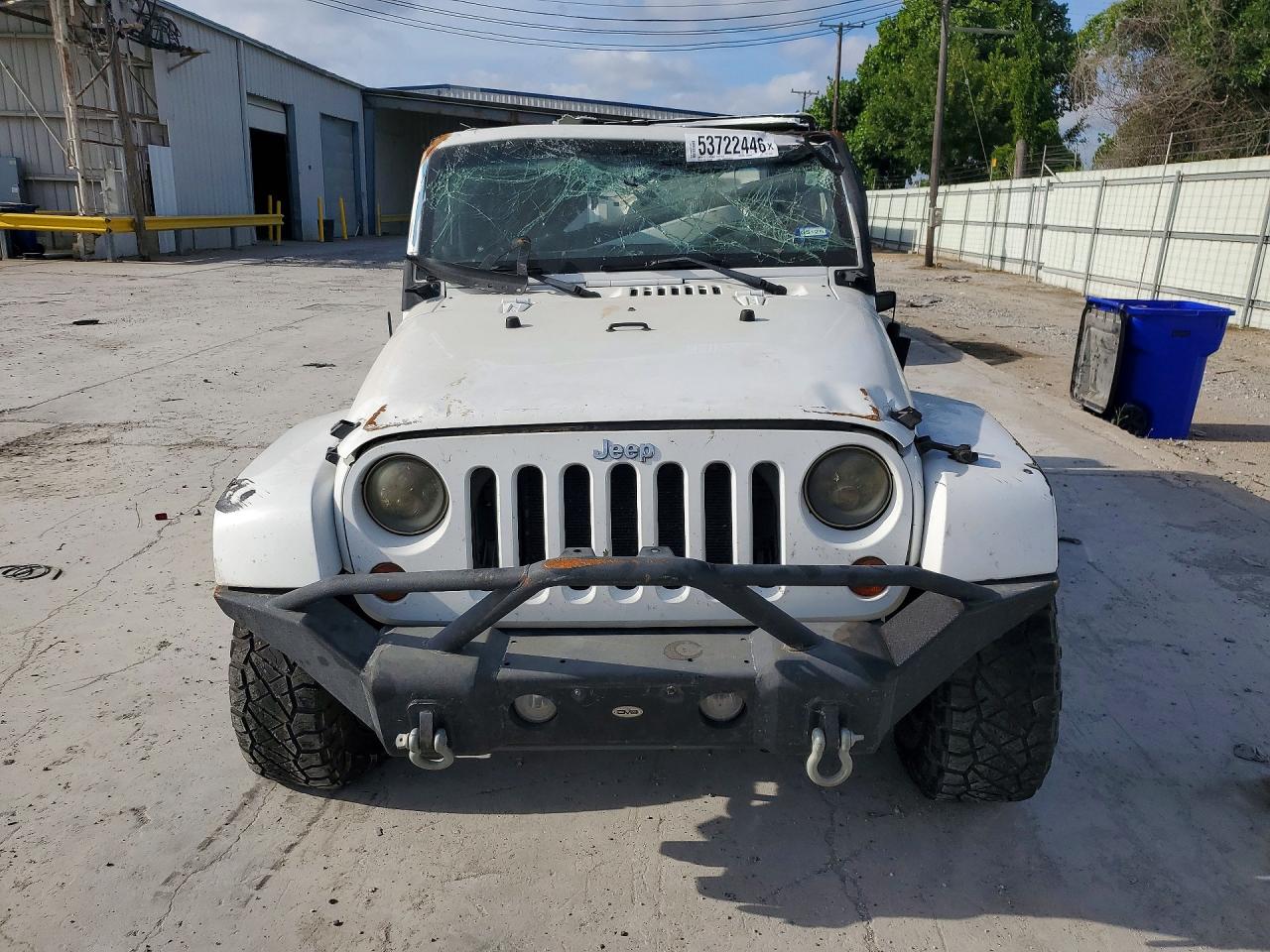 2012 Jeep Wrangler Sahara White vin: 1C4AJWBG7CL106303