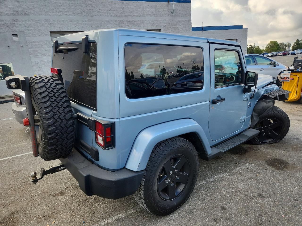 2012 Jeep Wrangler Sahara Blue vin: 1C4AJWBG7CL148633