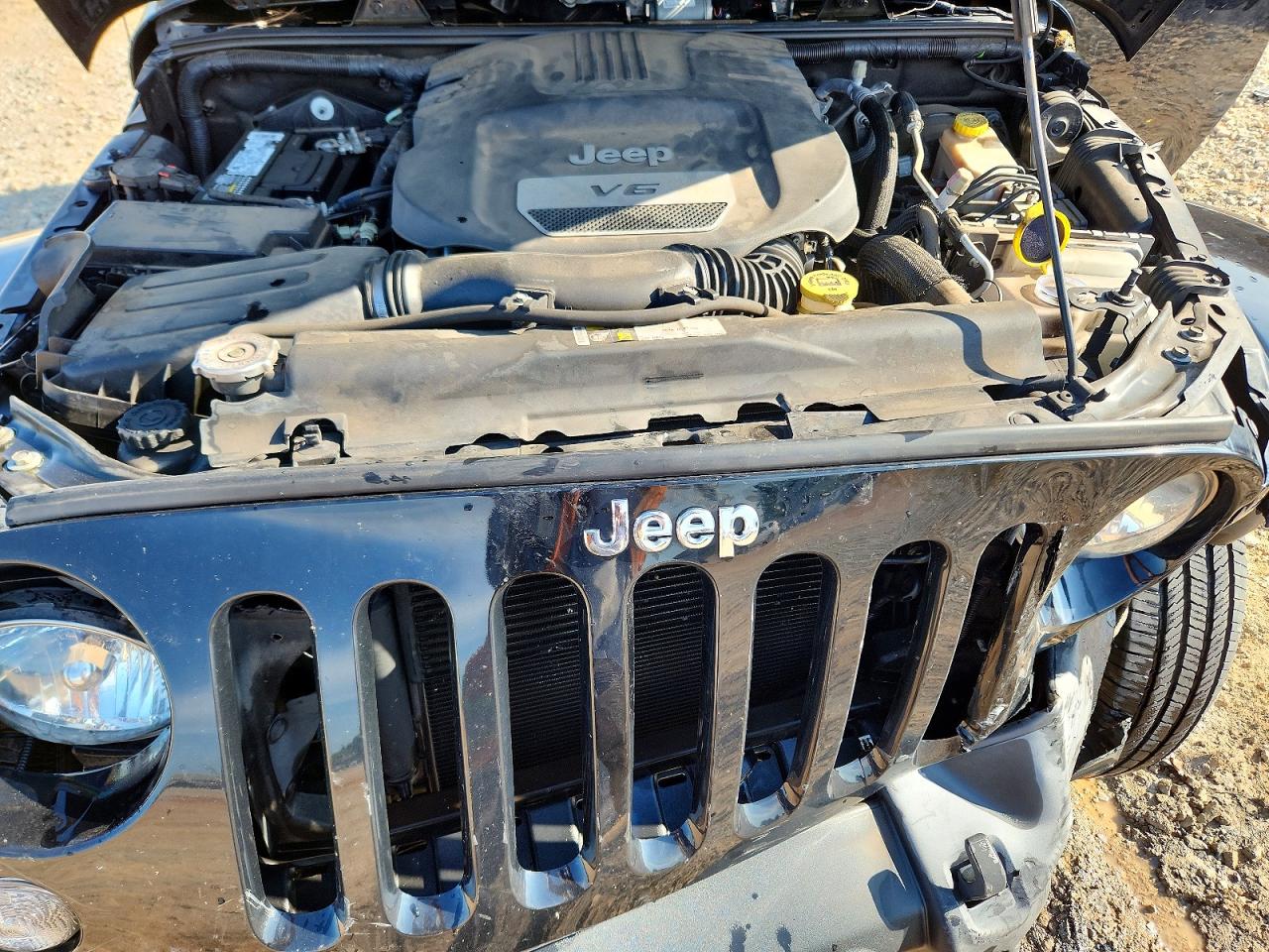 2015 Jeep Wrangler Sahara Black vin: 1C4AJWBG7FL751571