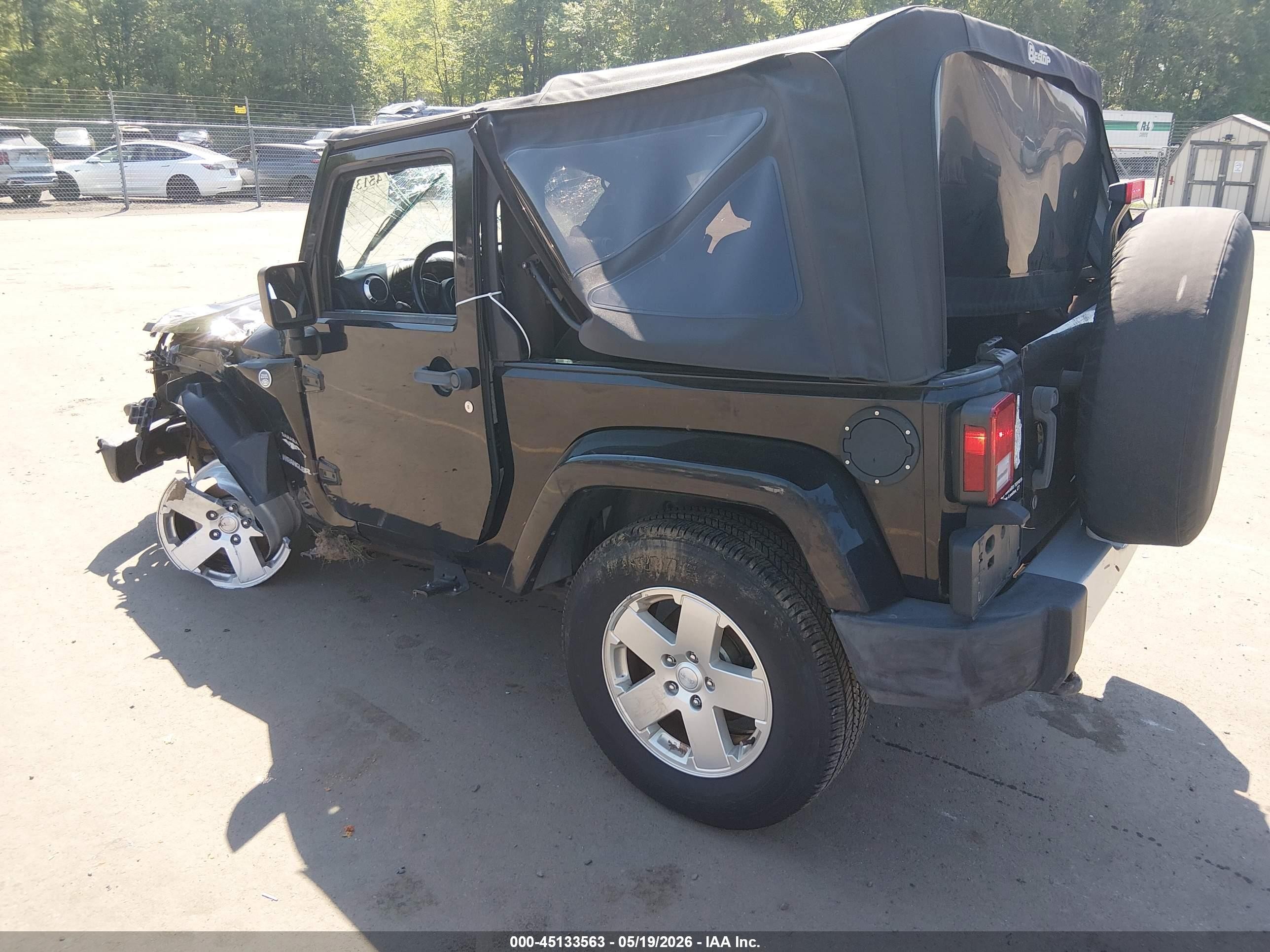2012 Jeep Wrangler Sahara Black vin: 1C4AJWBG8CL118413