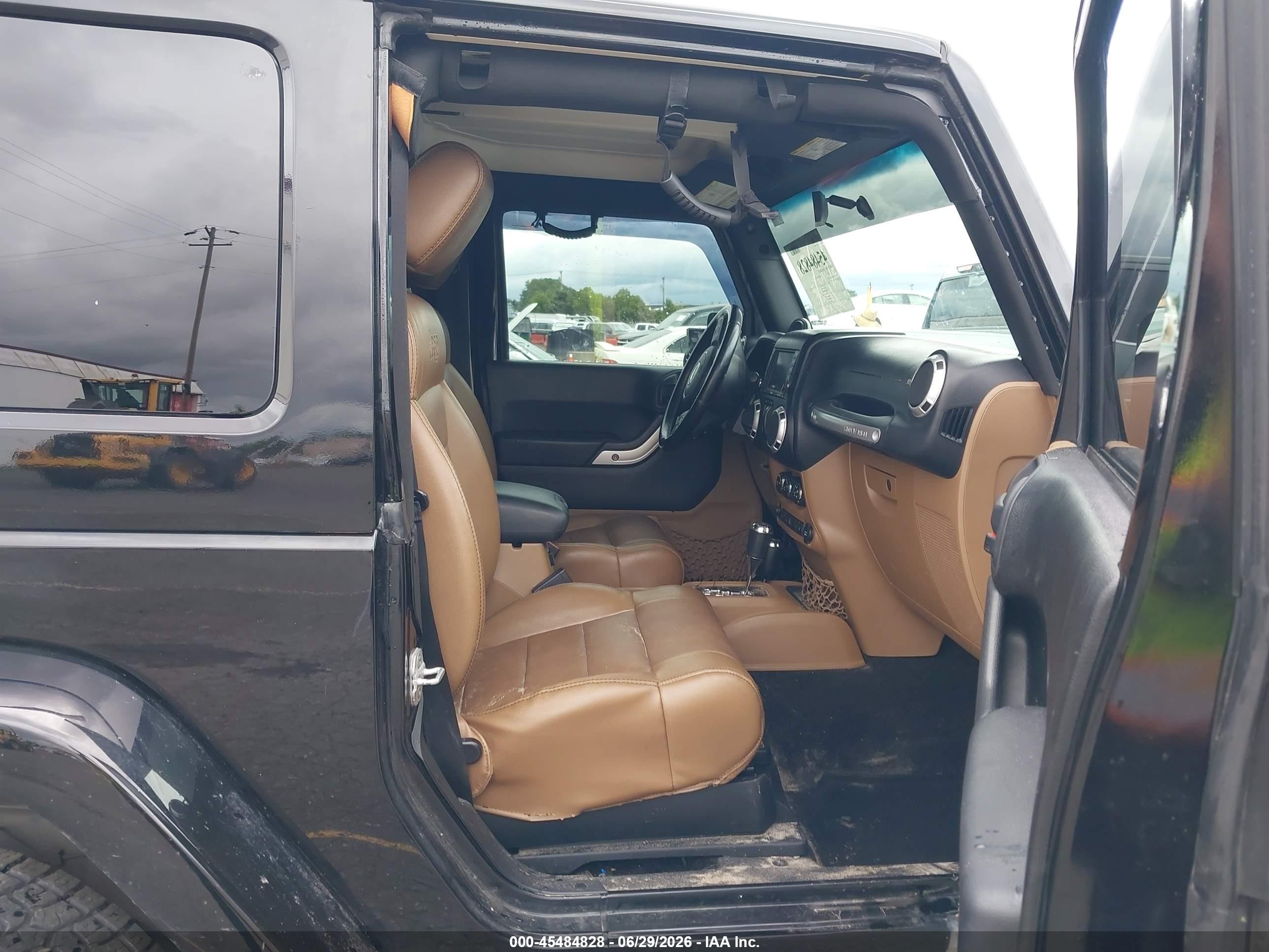 2012 Jeep Wrangler Sahara Black vin: 1C4AJWBG8CL160113