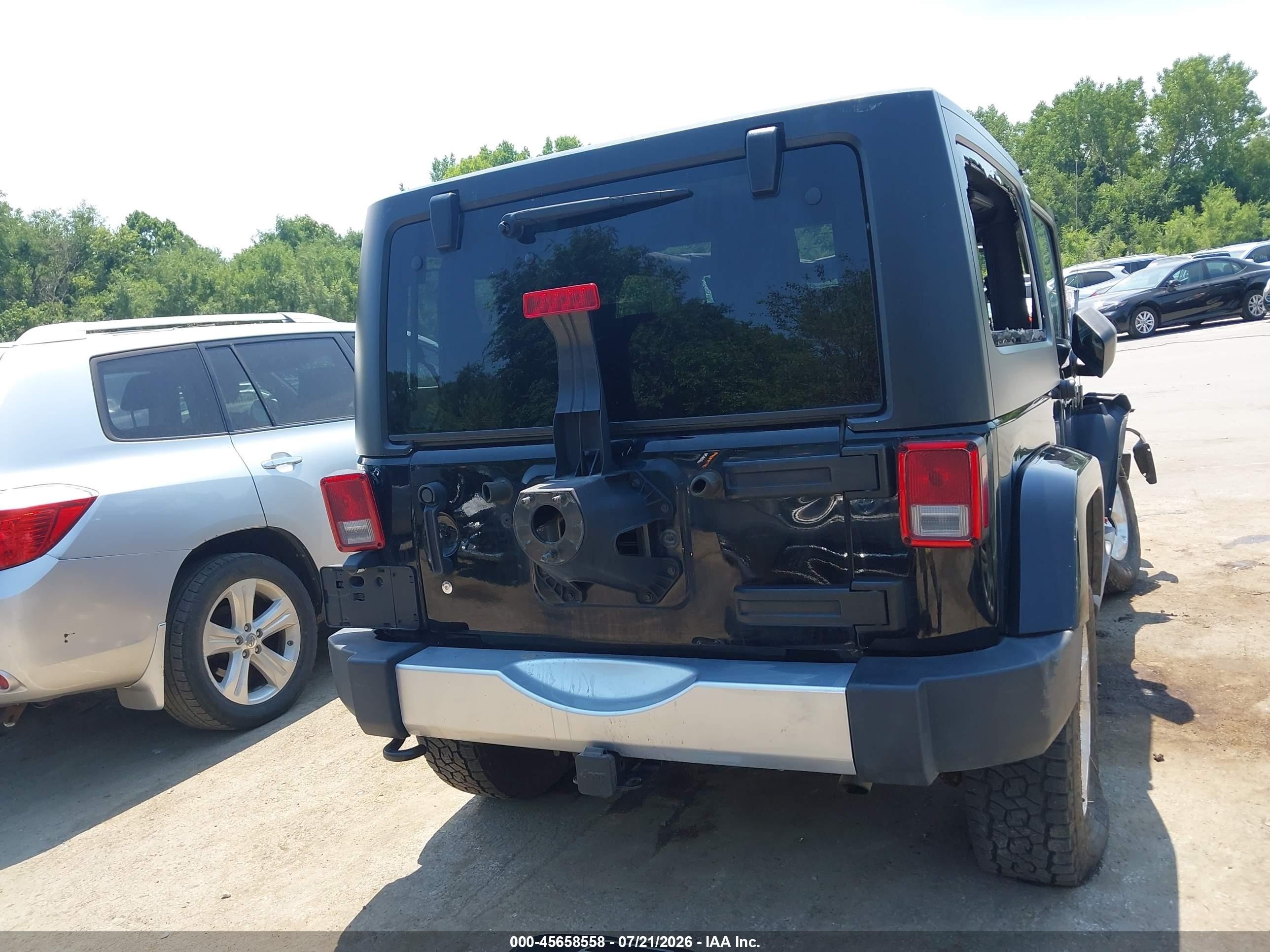 2015 Jeep Wrangler Sahara Черный vin: 1C4AJWBG8FL735962