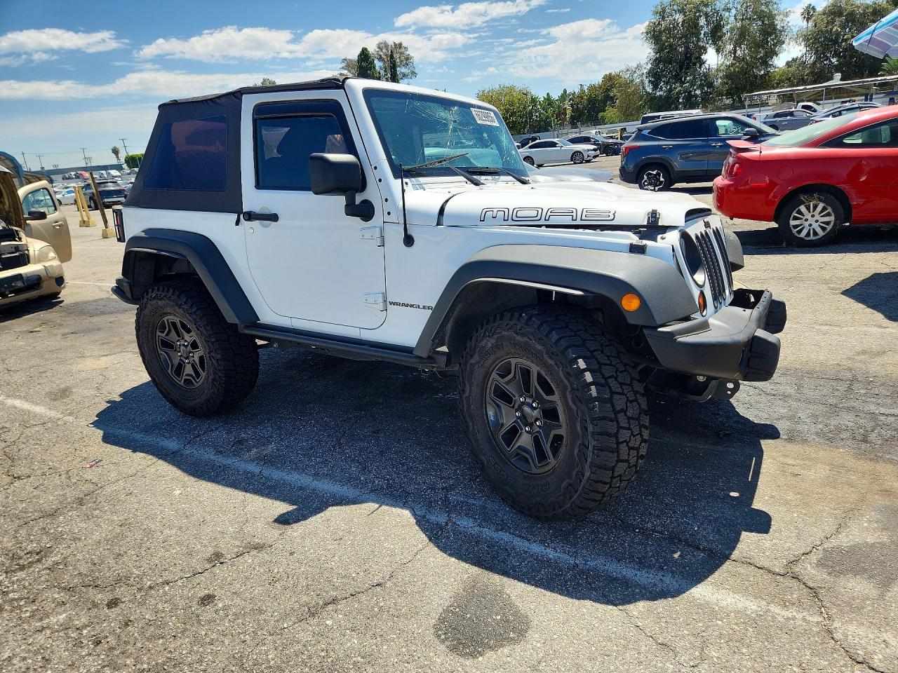 2013 Jeep Wrangler Sahara White vin: 1C4AJWBG9DL602415