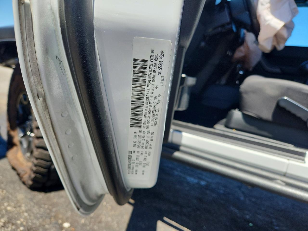 2013 Jeep Wrangler Sahara White vin: 1C4AJWBG9DL602415