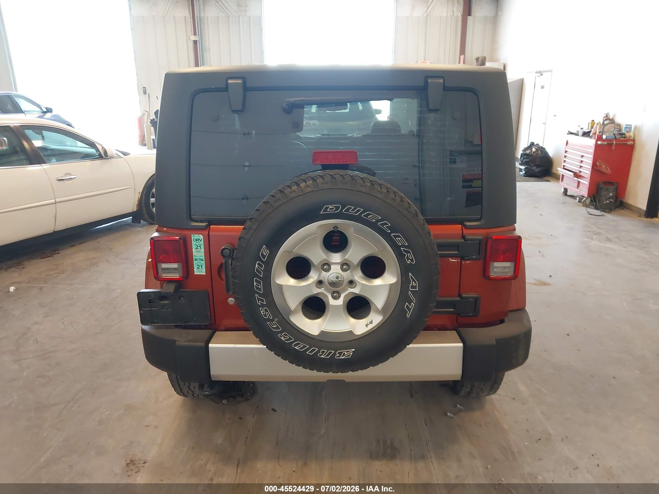 2014 Jeep Wrangler Sahara Orange vin: 1C4AJWBG9EL248168