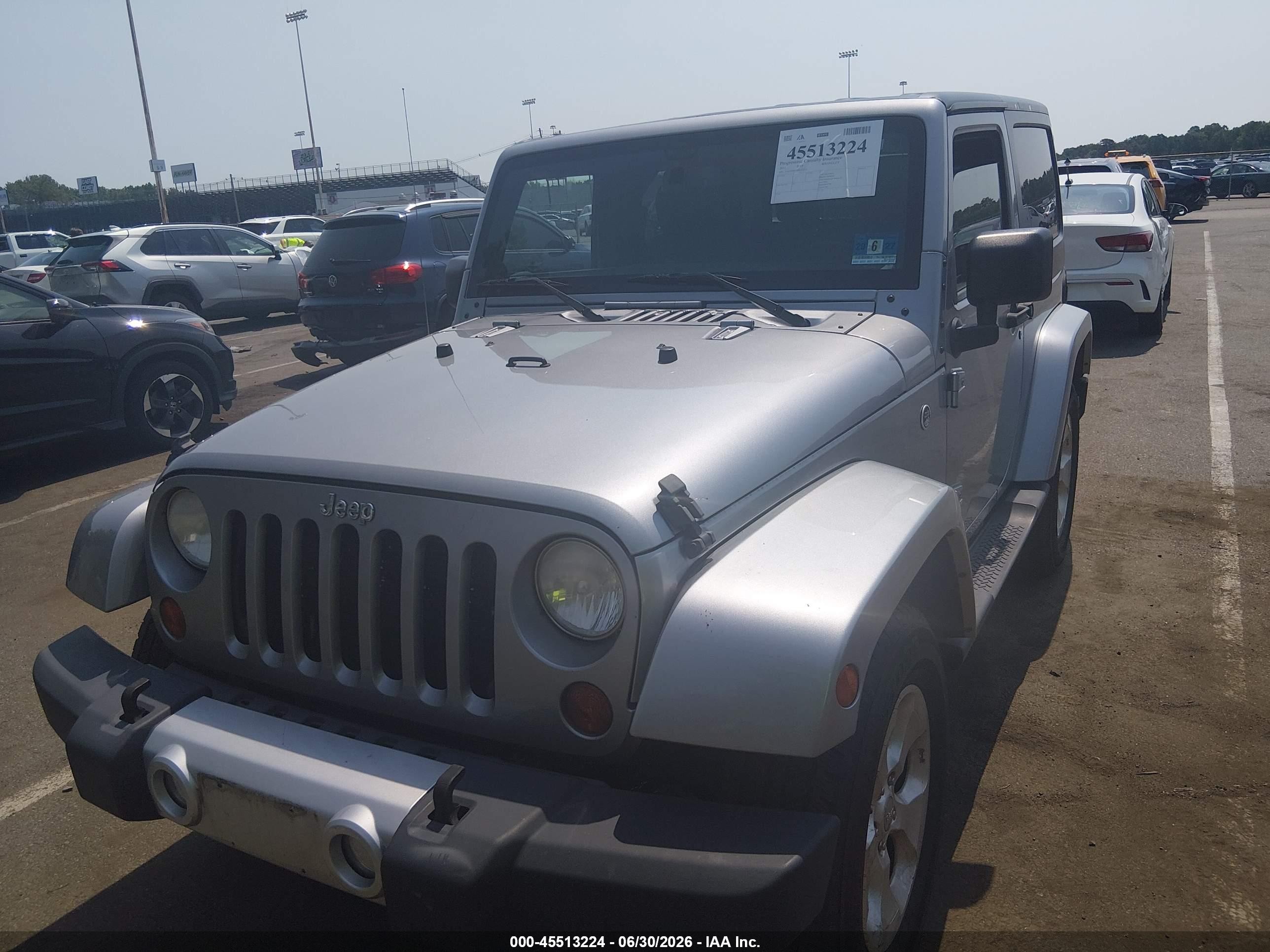 2013 Jeep Wrangler Sahara Silver vin: 1C4AJWBGXDL633124