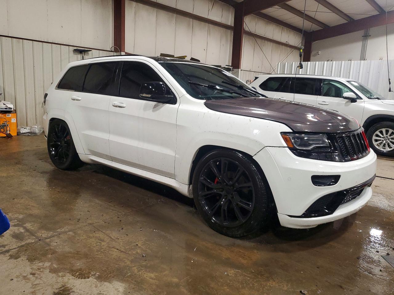 2015 Jeep Grand Cherokee Overland White vin: 1C4RJFCG0FC210024